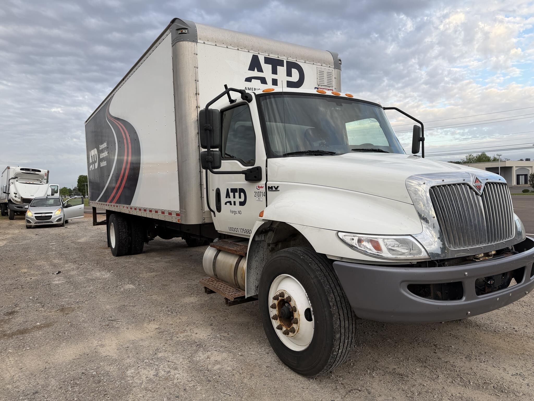 2021 International MV Box Trucks/Trailer