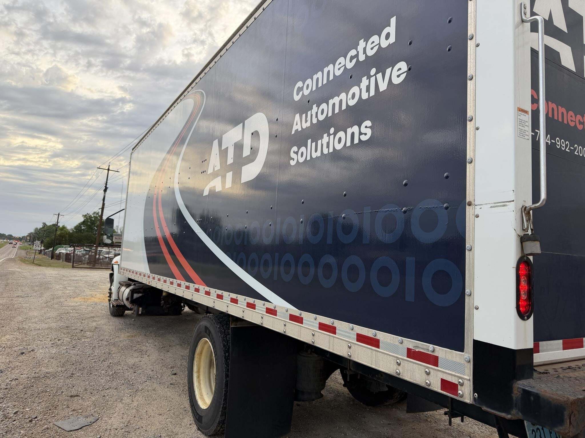 2021 International MV Box Trucks/Trailer