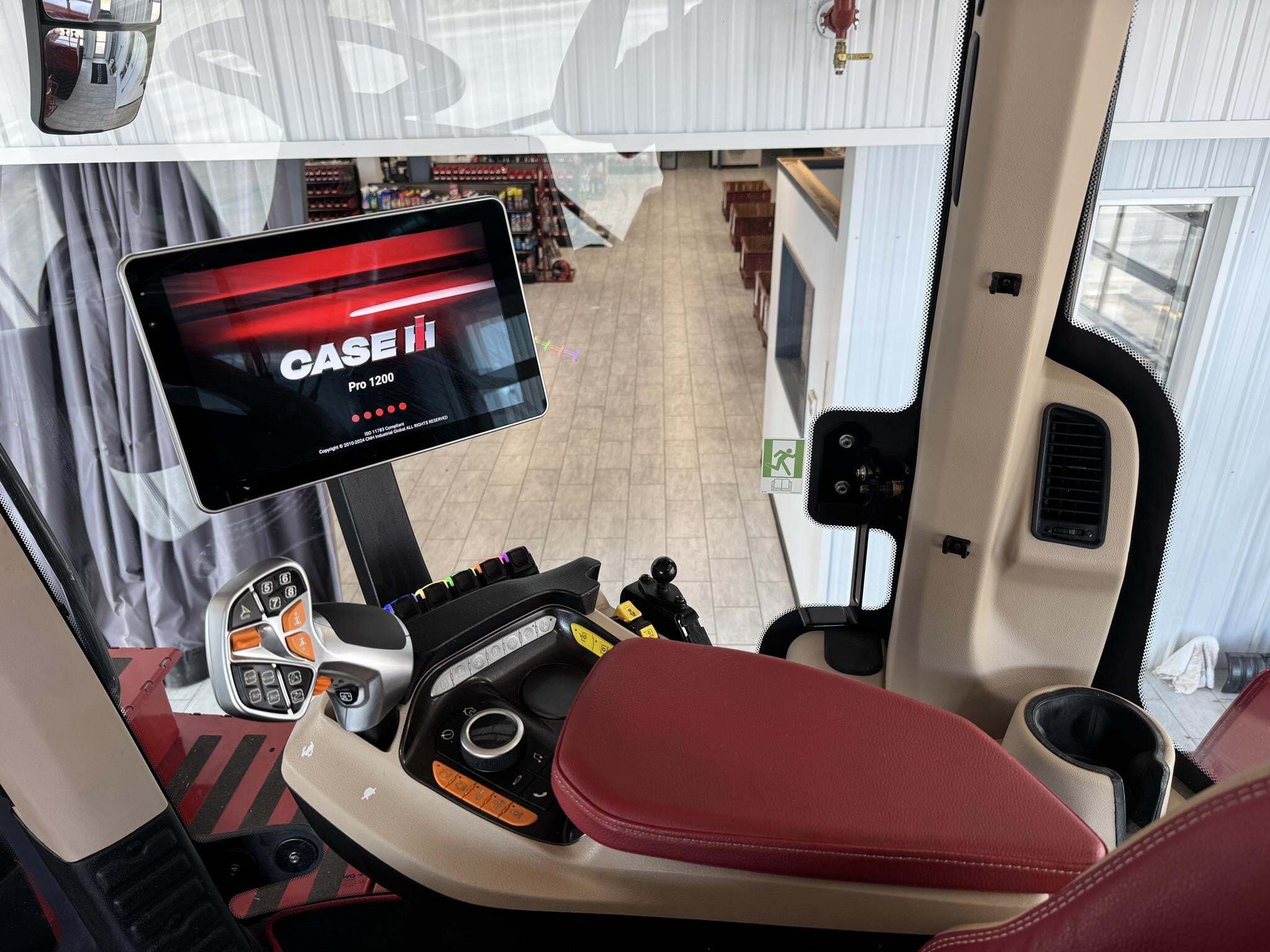 2025 Case IH STEIGER 715 AFS CONNECT QUADTRAC Tractor