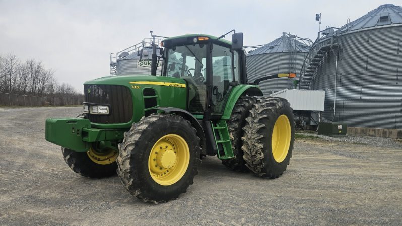2011 John Deere 7330 Cab Miscellaneous