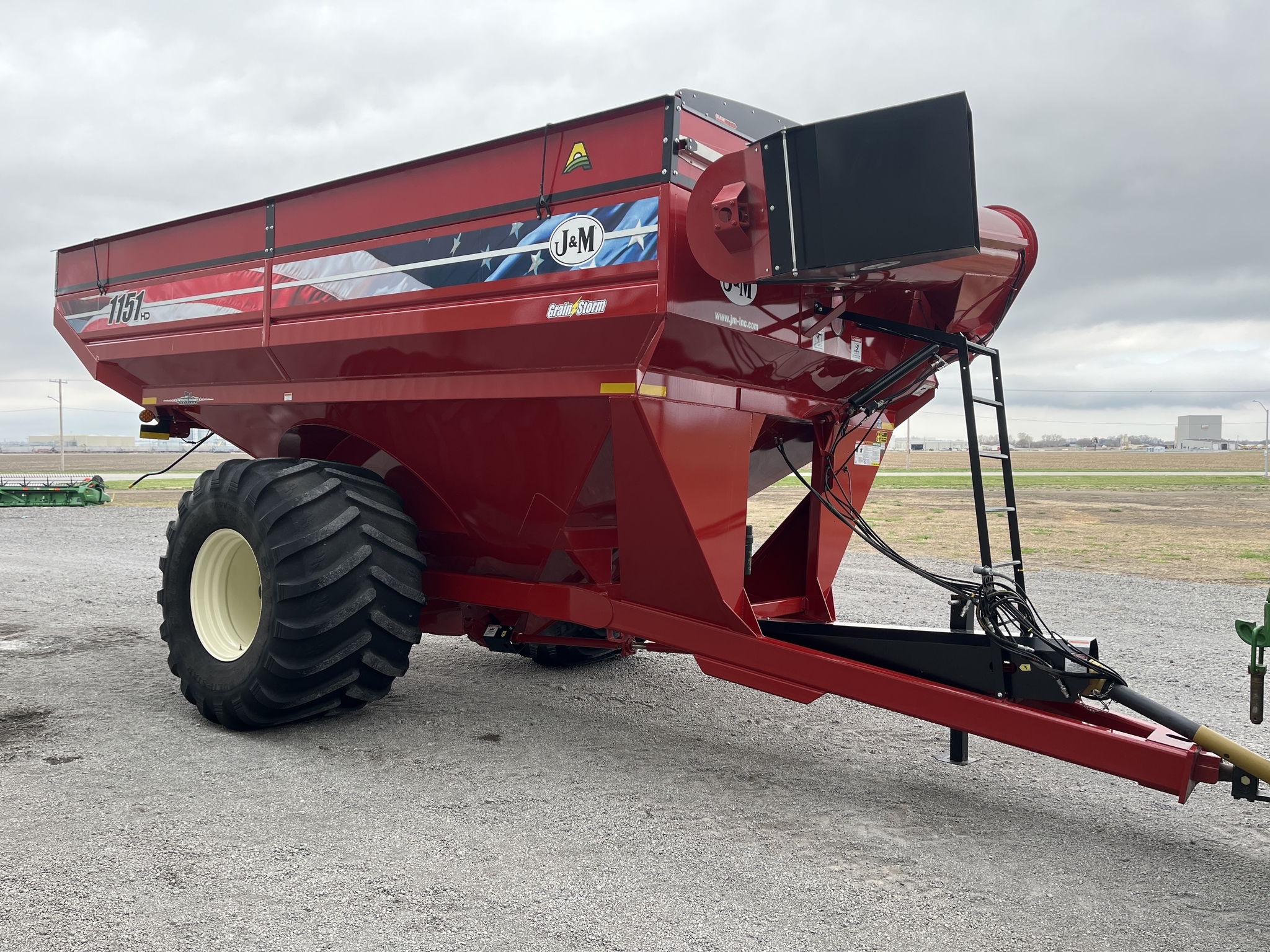 2021 J&M 1151-22 Grain Cart
