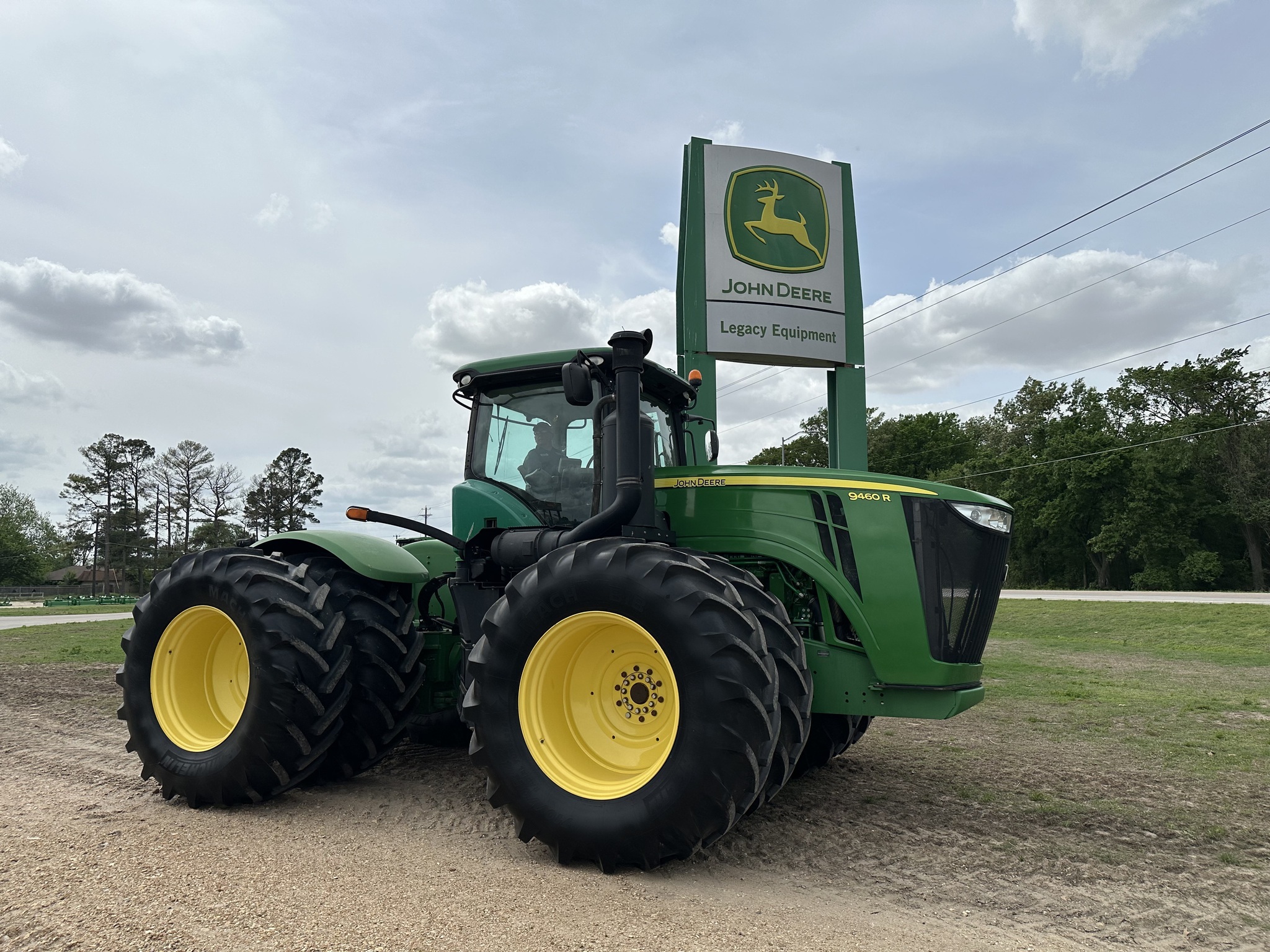 2013 John Deere 9460R Tractor