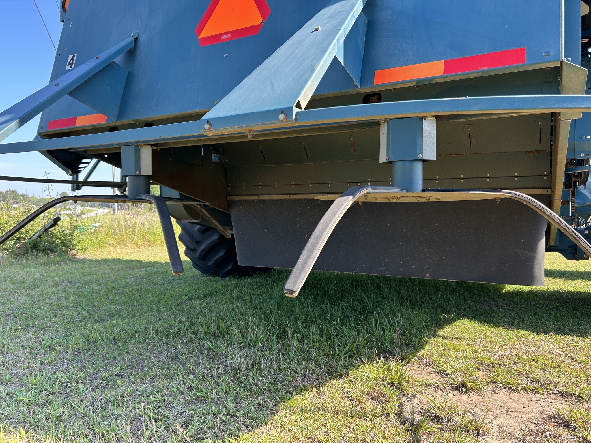 2018 Amadas 2110 Peanut Equipment