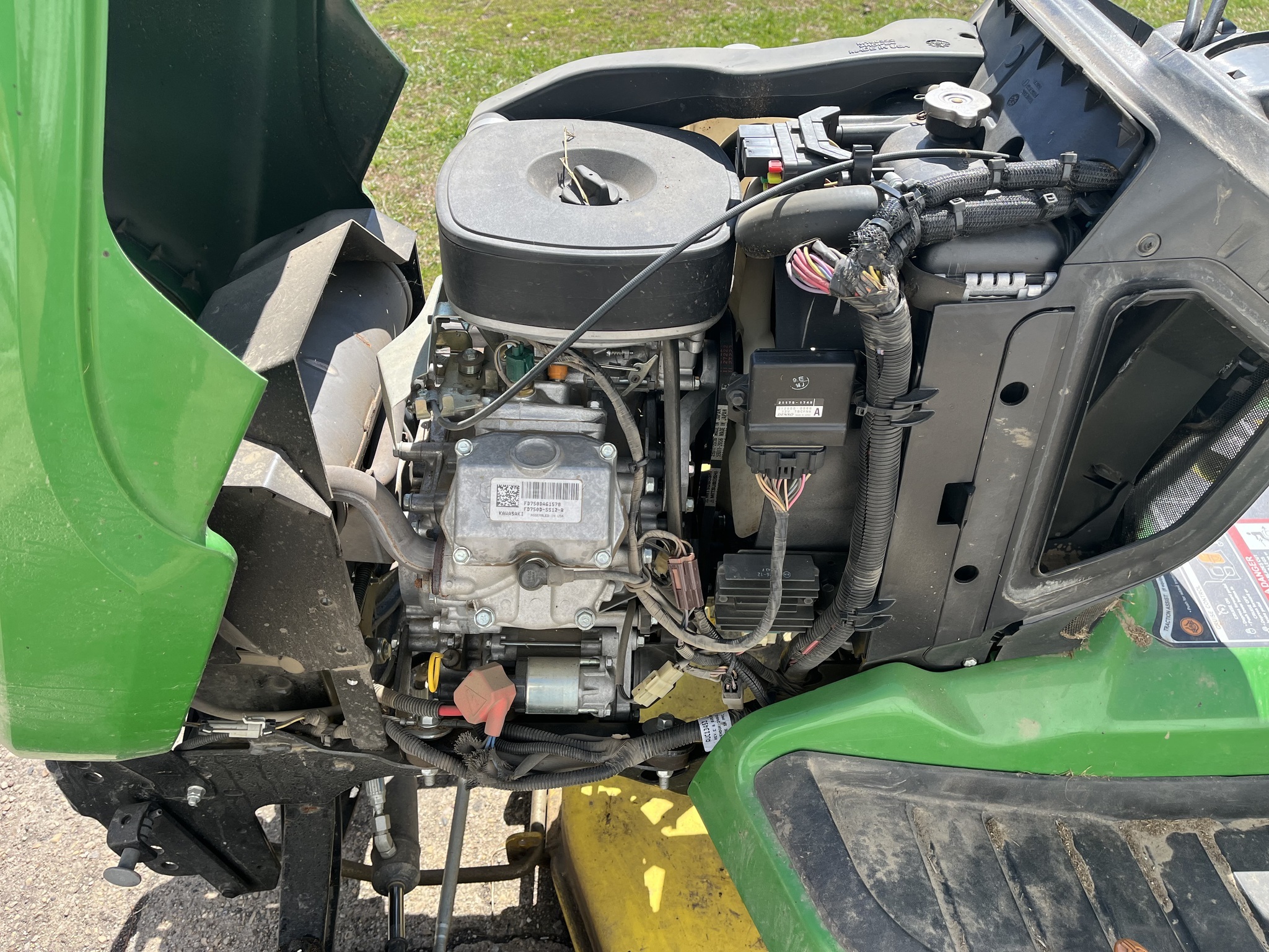 2022 John Deere X730 Lawn Mower