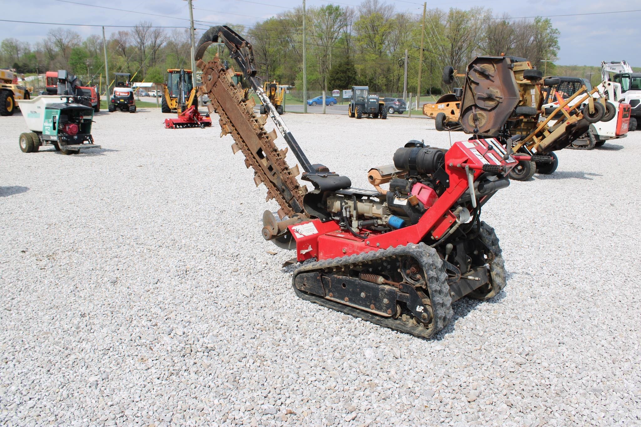 2014 Barreto 2324TKH Trencher