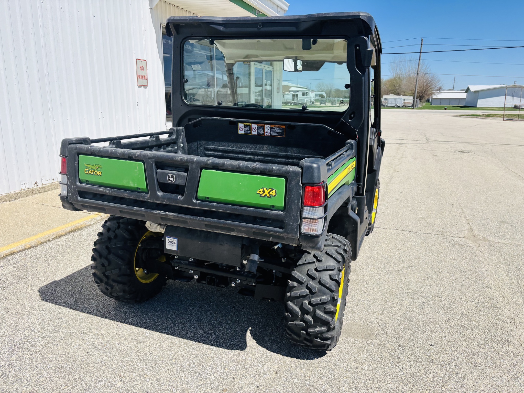2018 John Deere XUV 835M ATVs and Utility Vehicle