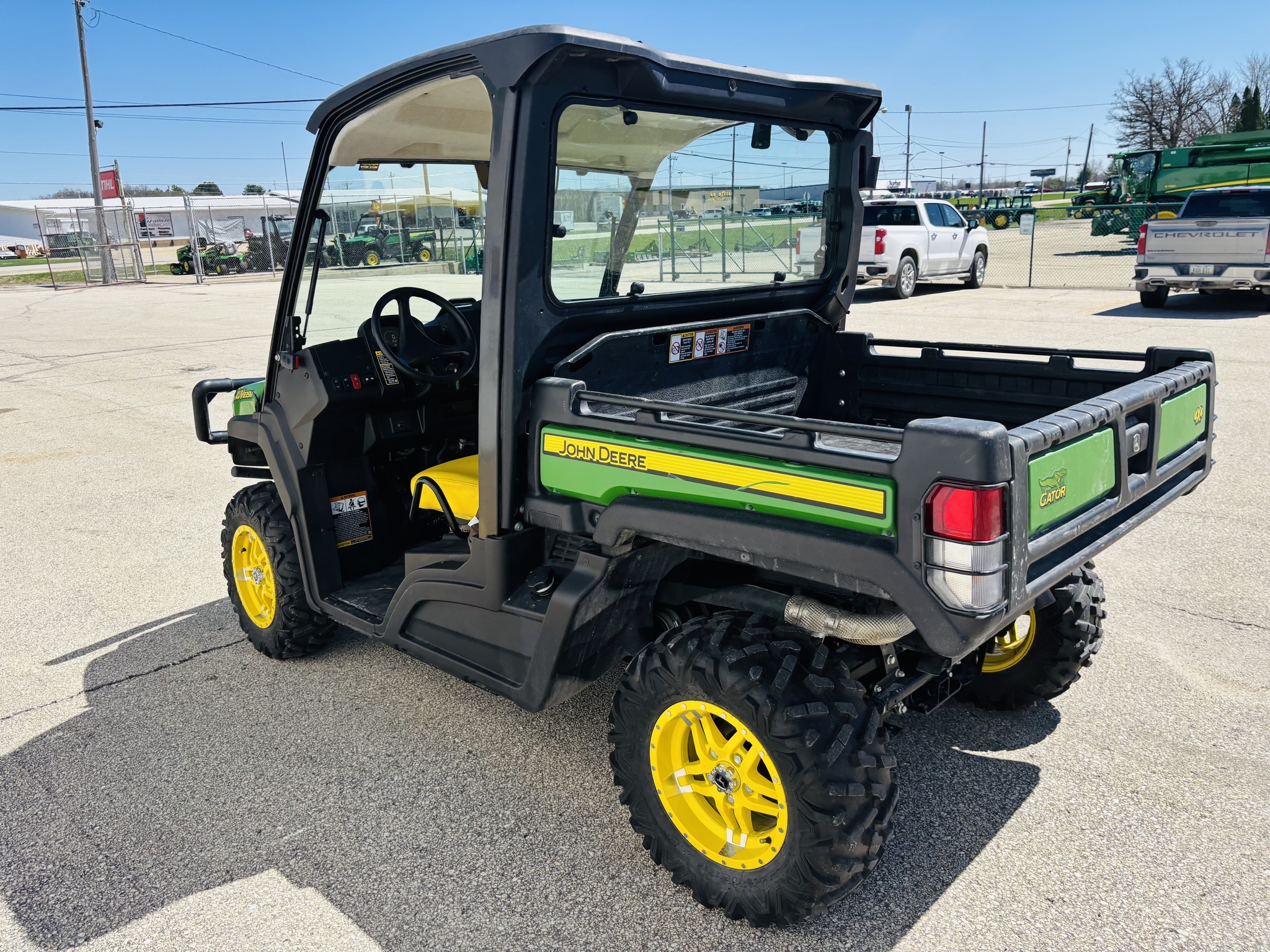 2018 John Deere XUV 835M ATVs and Utility Vehicle