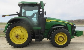 2022 John Deere 8R 340 Tractor
