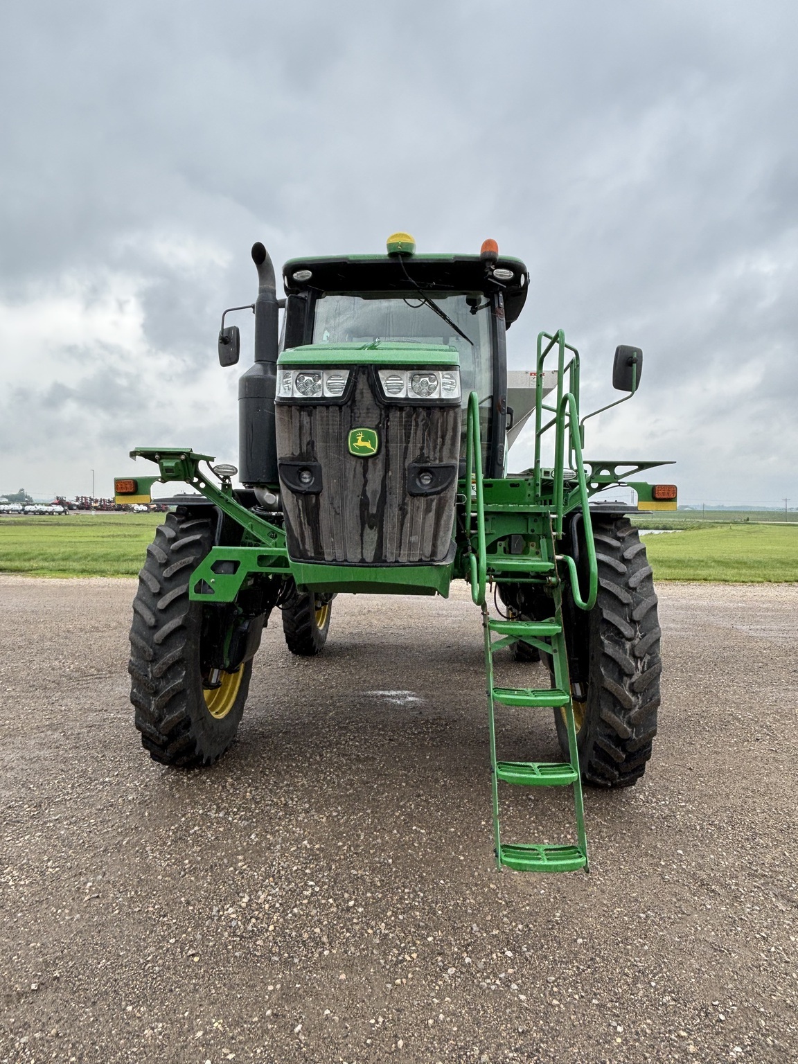 2020 John Deere R4045 Self-Propelled Sprayer
