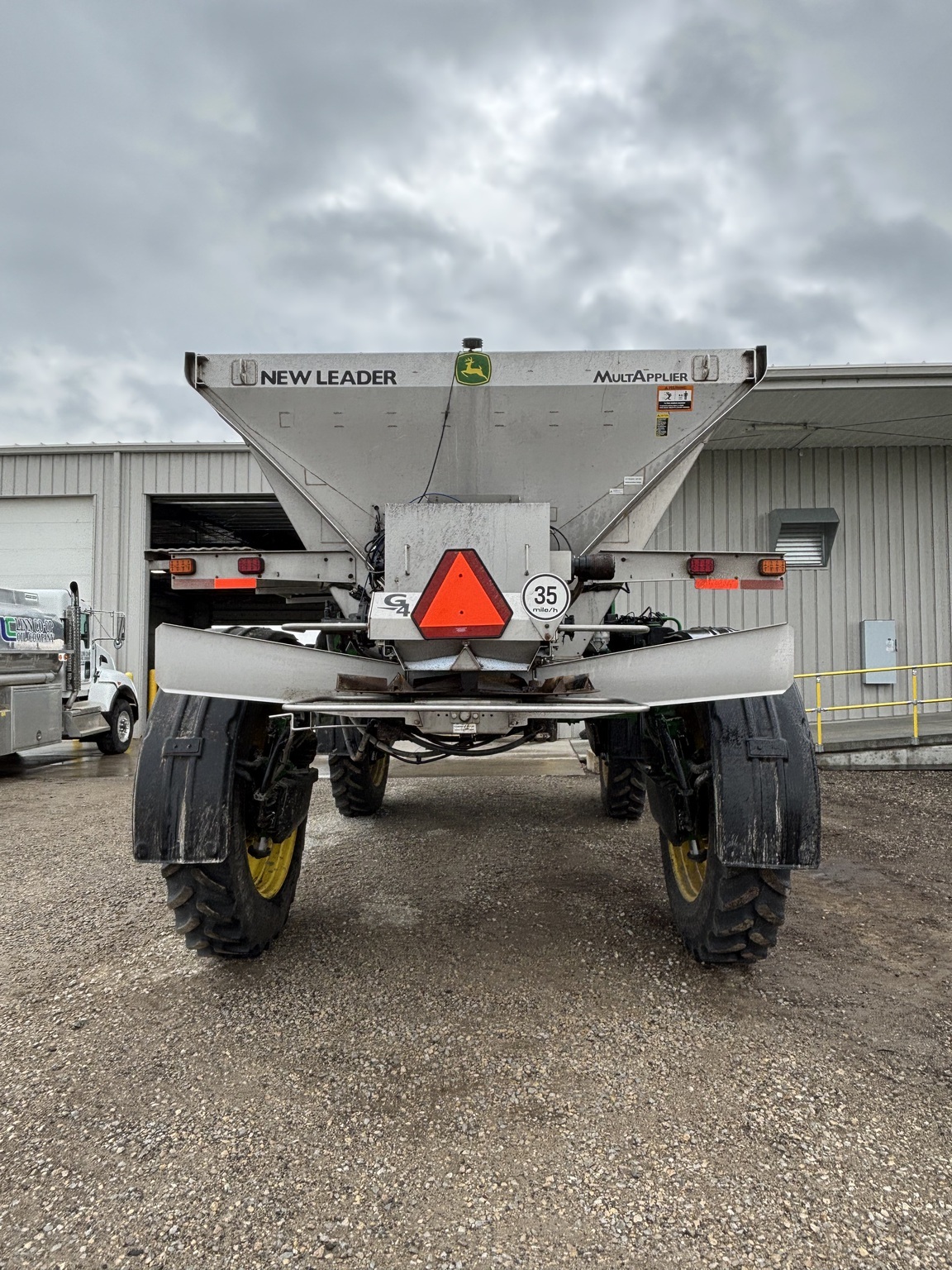 2020 John Deere R4045 Self-Propelled Sprayer