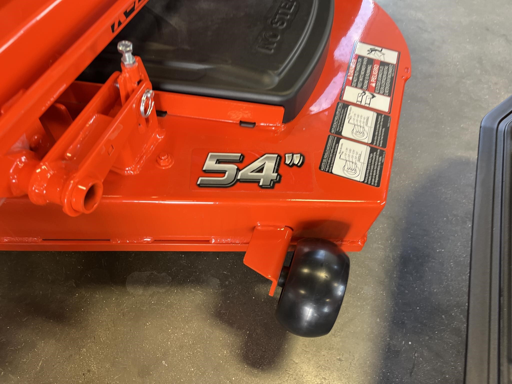 2026 Kubota Z422 Lawn Mower