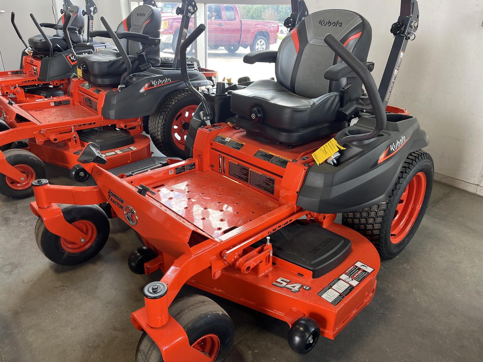2026 Kubota Z422 Lawn Mower