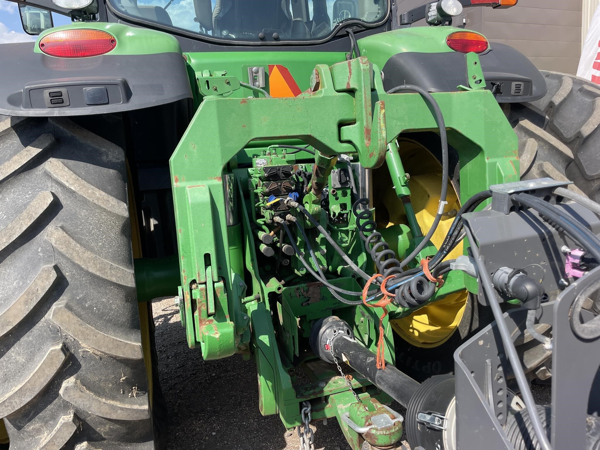 2011 John Deere 8360R Tractor