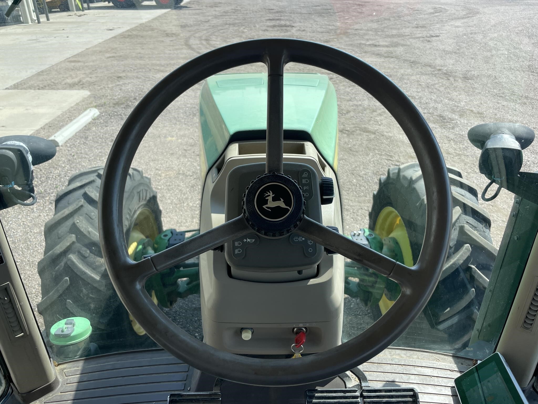 2011 John Deere 8360R Tractor