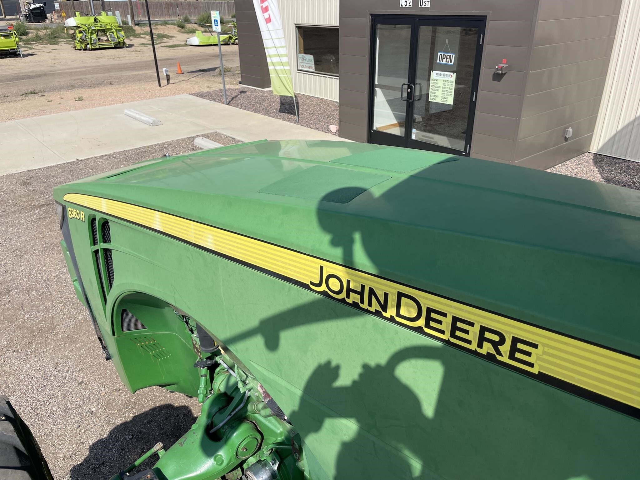 2011 John Deere 8360R Tractor