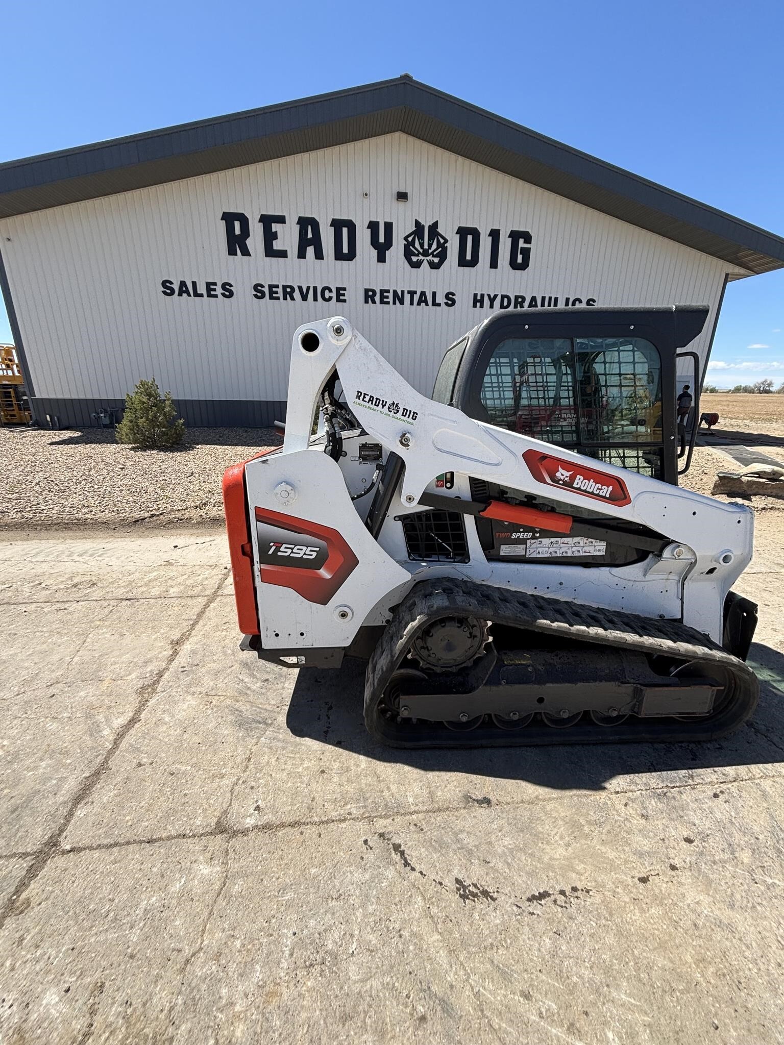 2024 Bobcat T595 Skid Steer