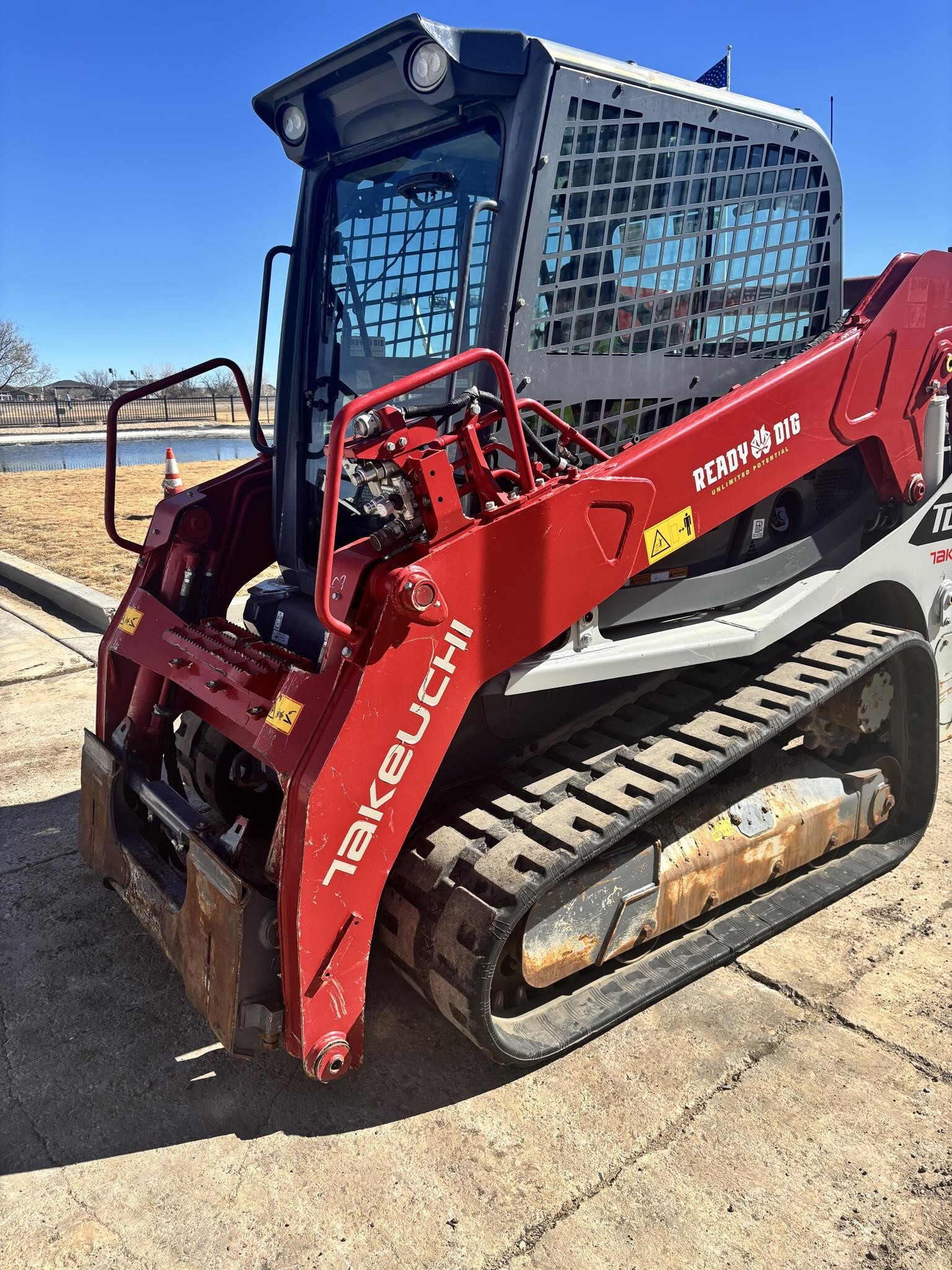 2023 Takeuchi TL10V2 Skid Steer