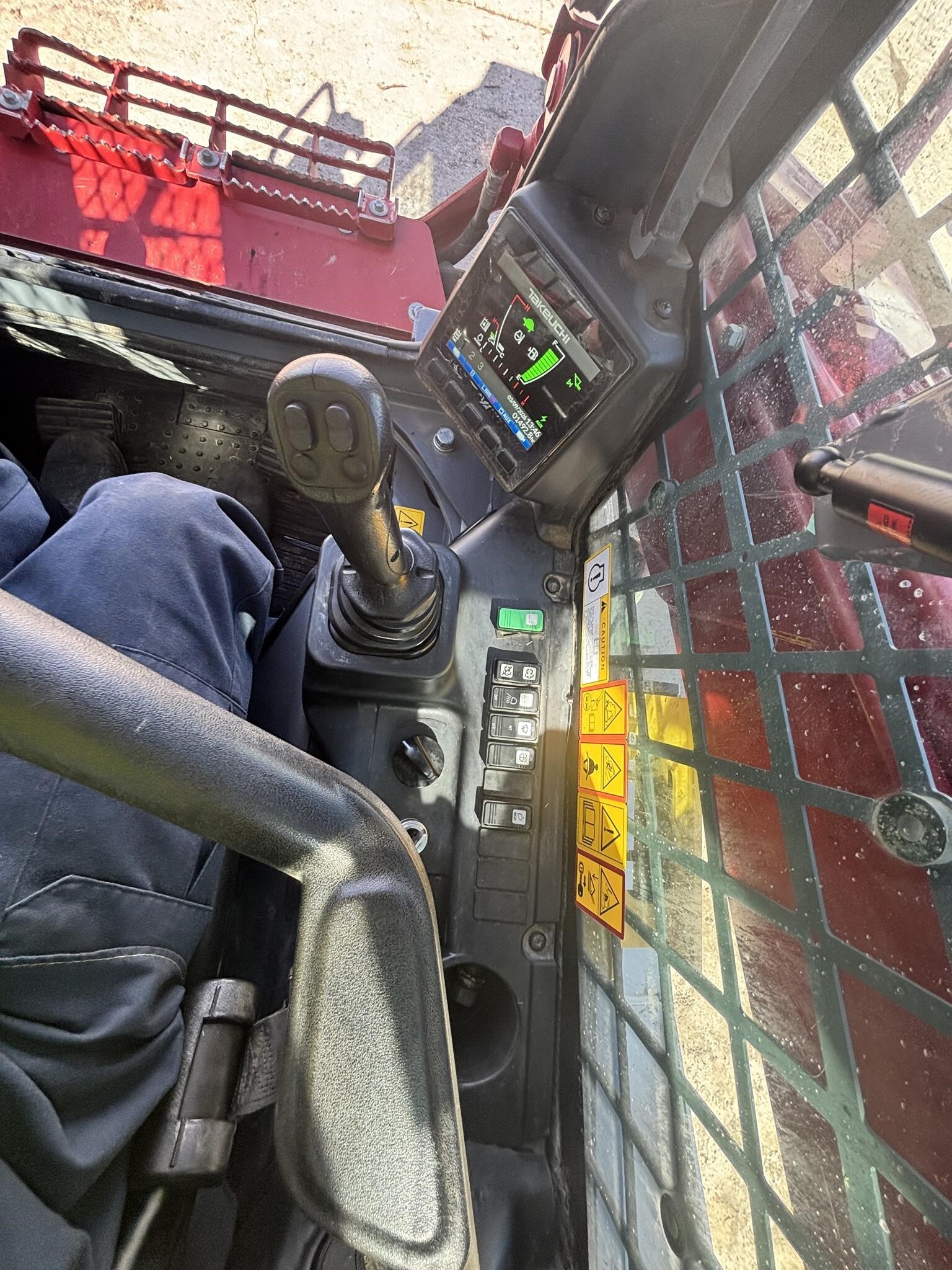 2023 Takeuchi TL10V2 Skid Steer