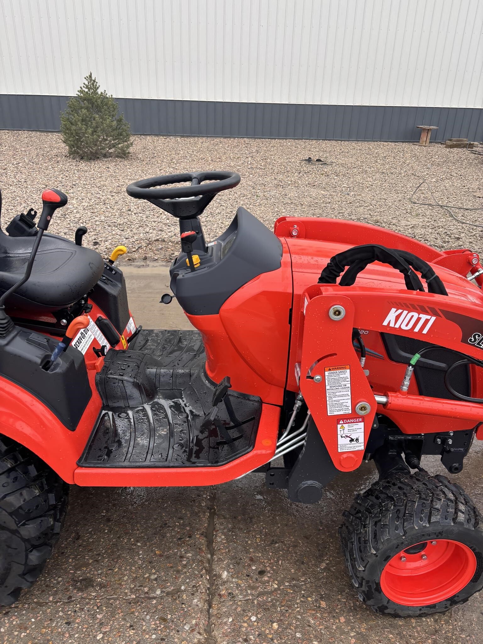 2026 Kioti CS2220 Tractor