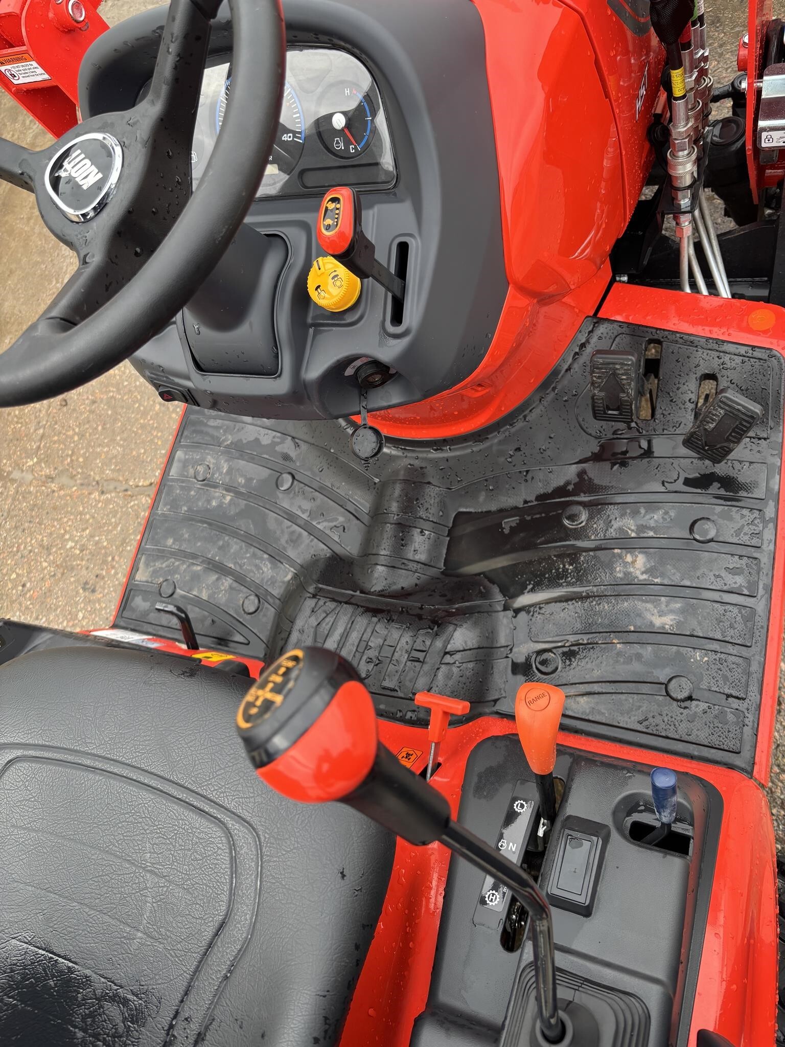 2026 Kioti CS2220 Tractor