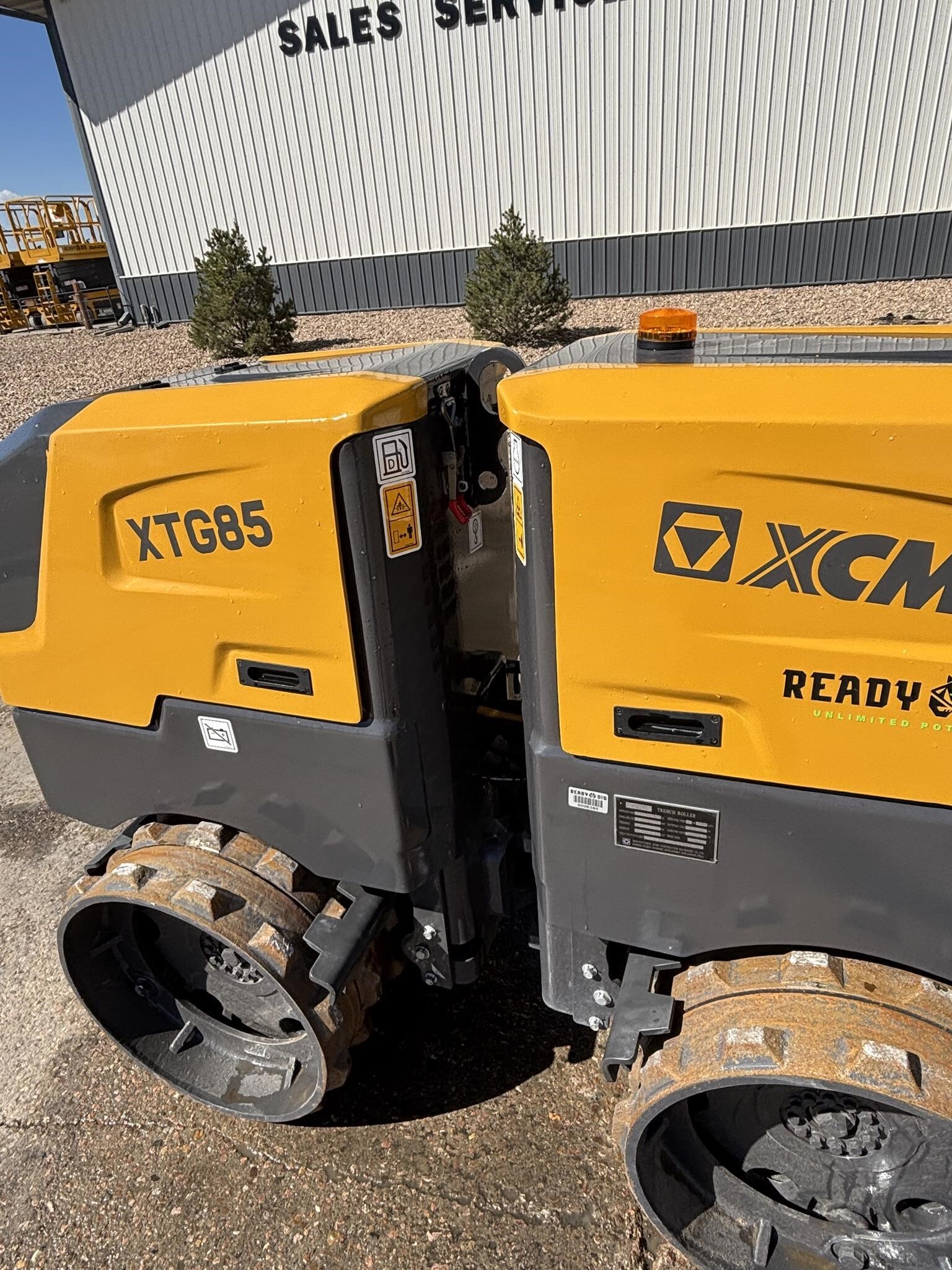 2025 XCMG XTG85 Compacting and Paving