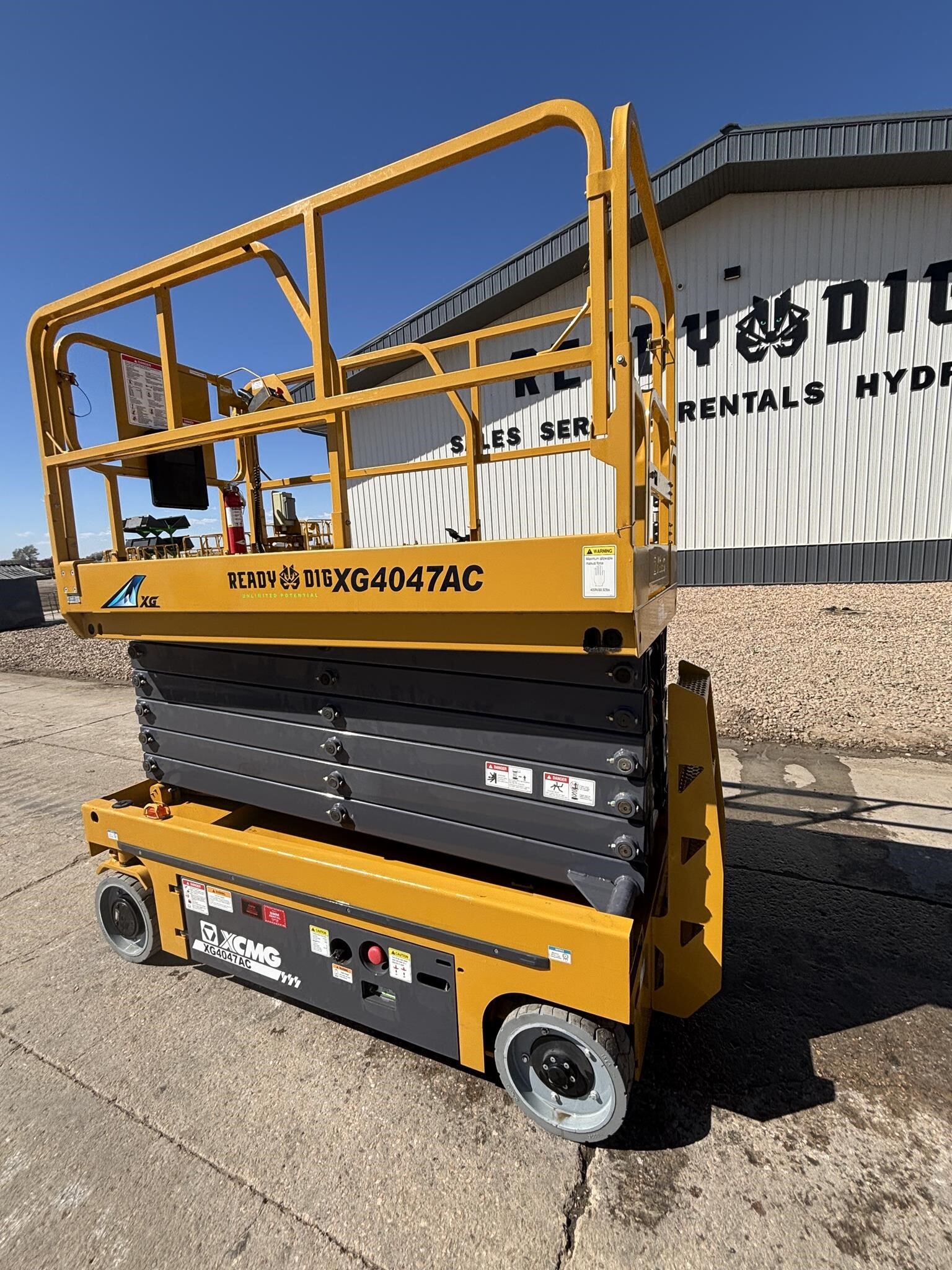 2023 XCMG XG4047AC Scissor/Boom Lift