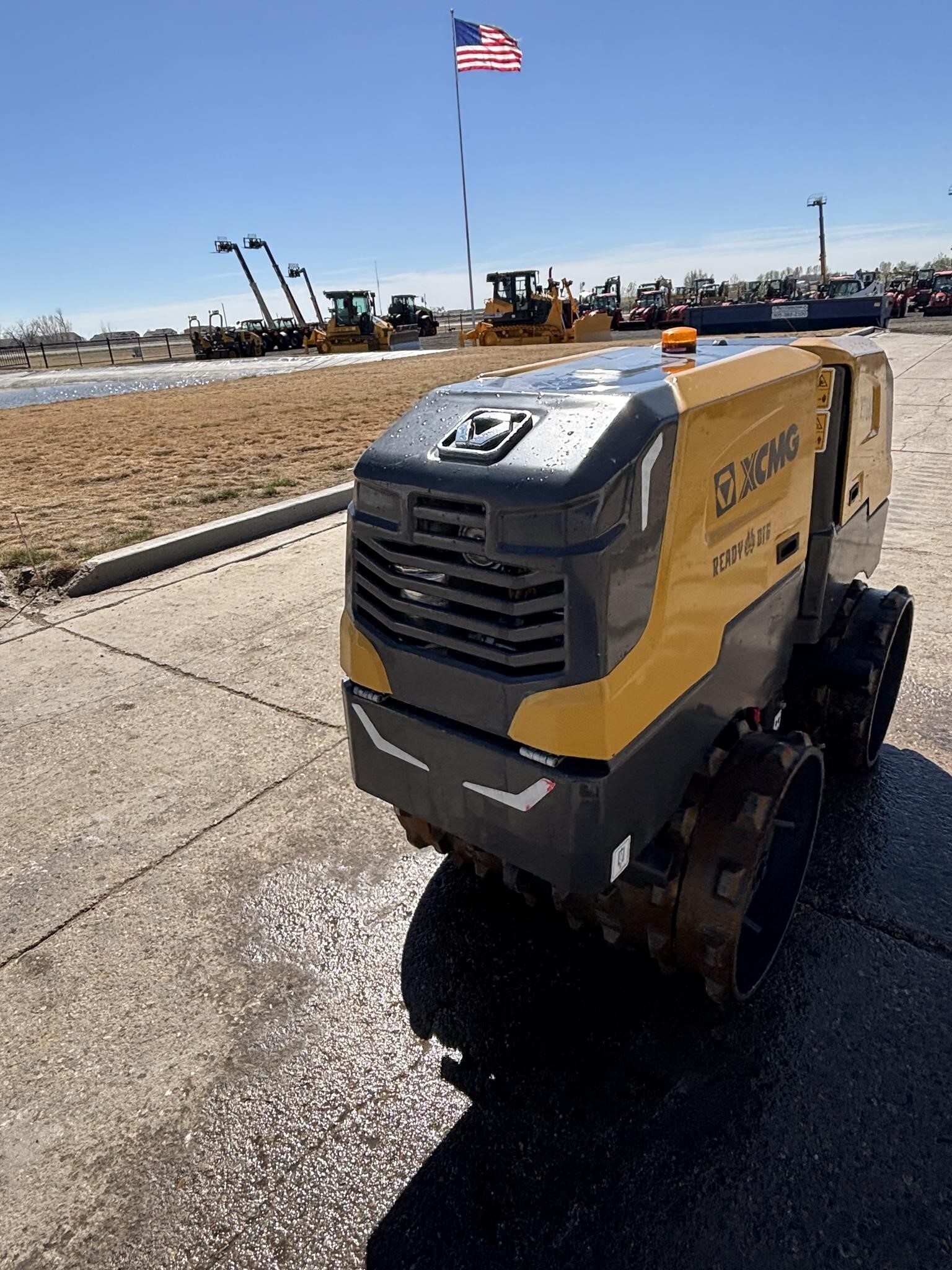 2025 XCMG XTG85 Compacting and Paving