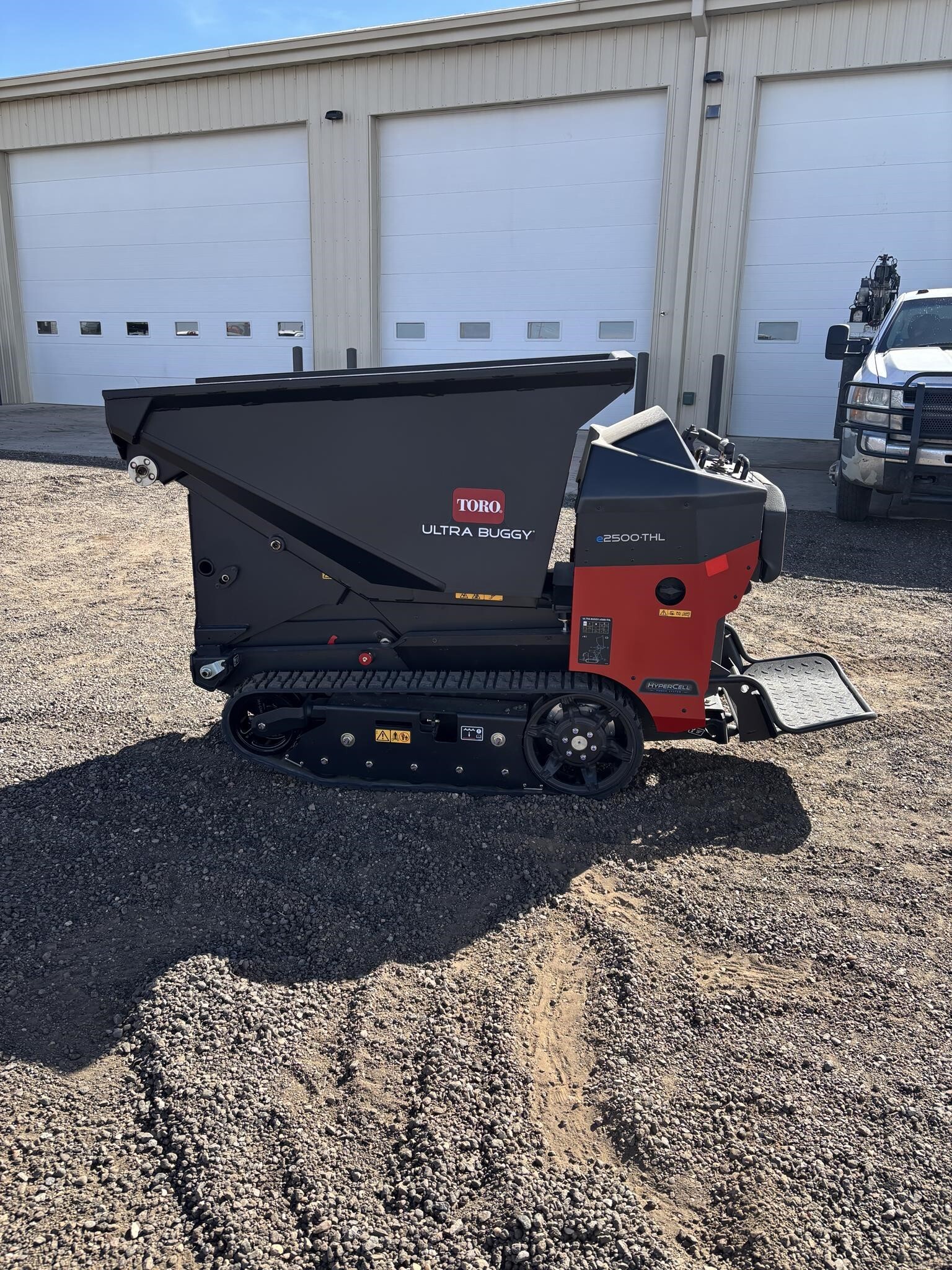 2024 Toro ULTRA BUGGY E2500-THL Compacting and Paving