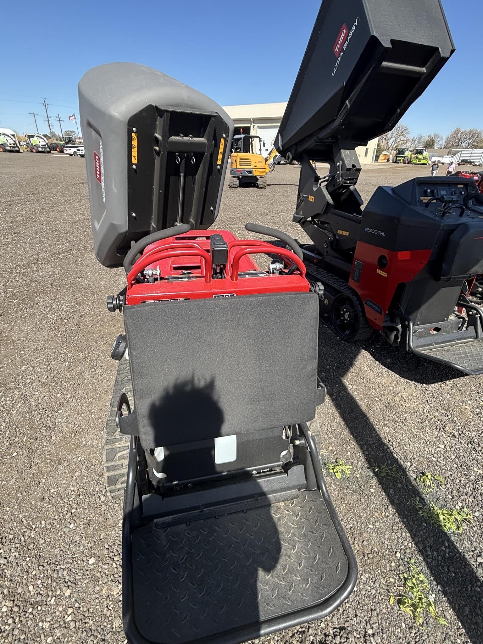 2025 Toro ULTRA BUGGY 2500-TS Compacting and Paving