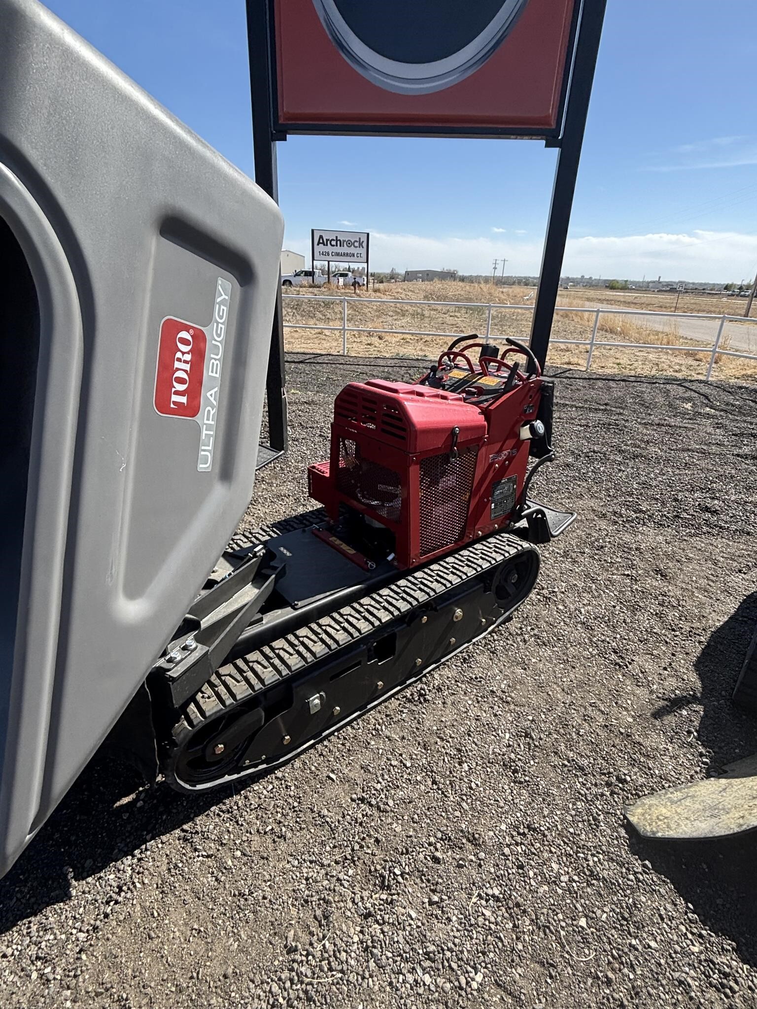 2025 Toro ULTRA BUGGY 2500-TS Compacting and Paving