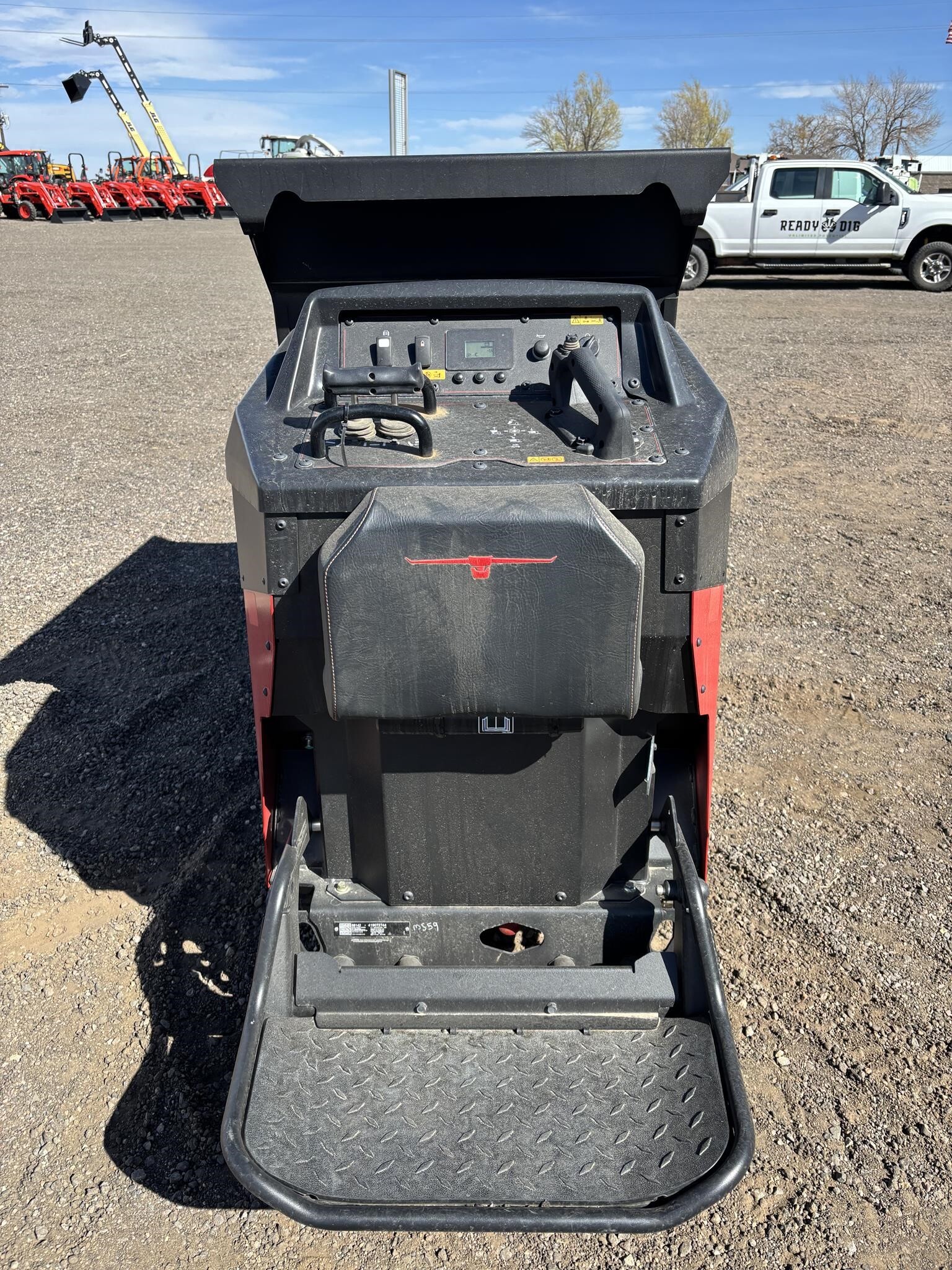 2024 Toro ULTRA BUGGY E2500-THL Compacting and Paving
