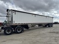 2014 Wilson DWH-550 Grain Trailer