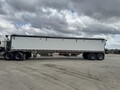 2014 Wilson DWH-550 Grain Trailer