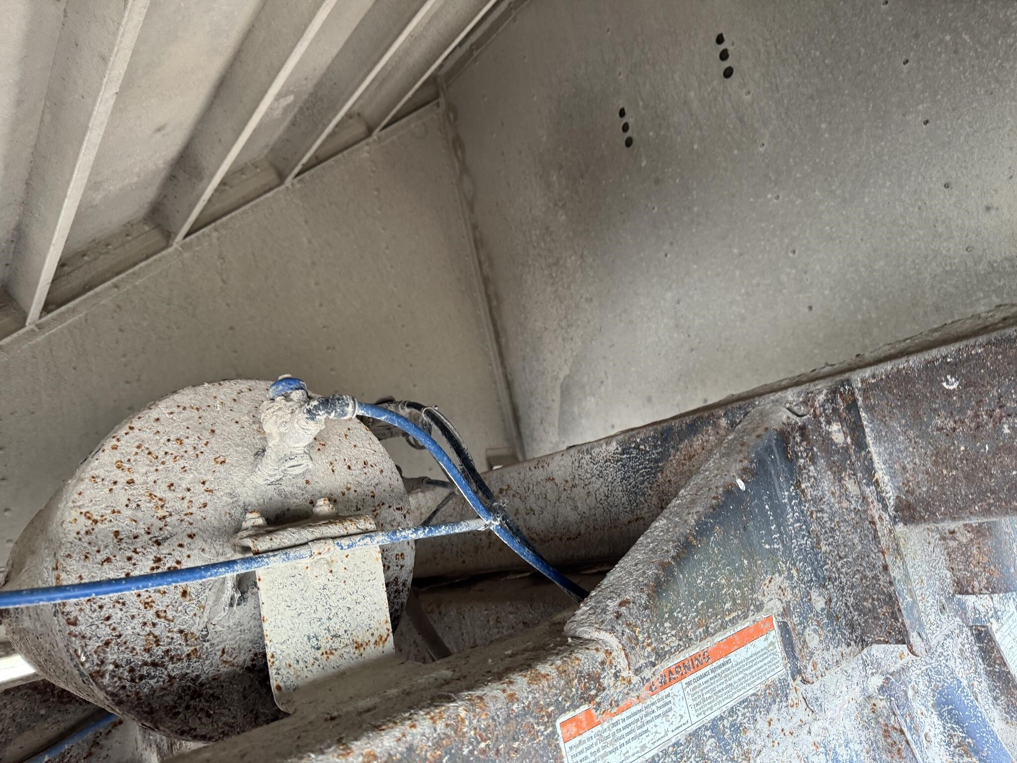 2014 Wilson DWH-550 Grain Trailer