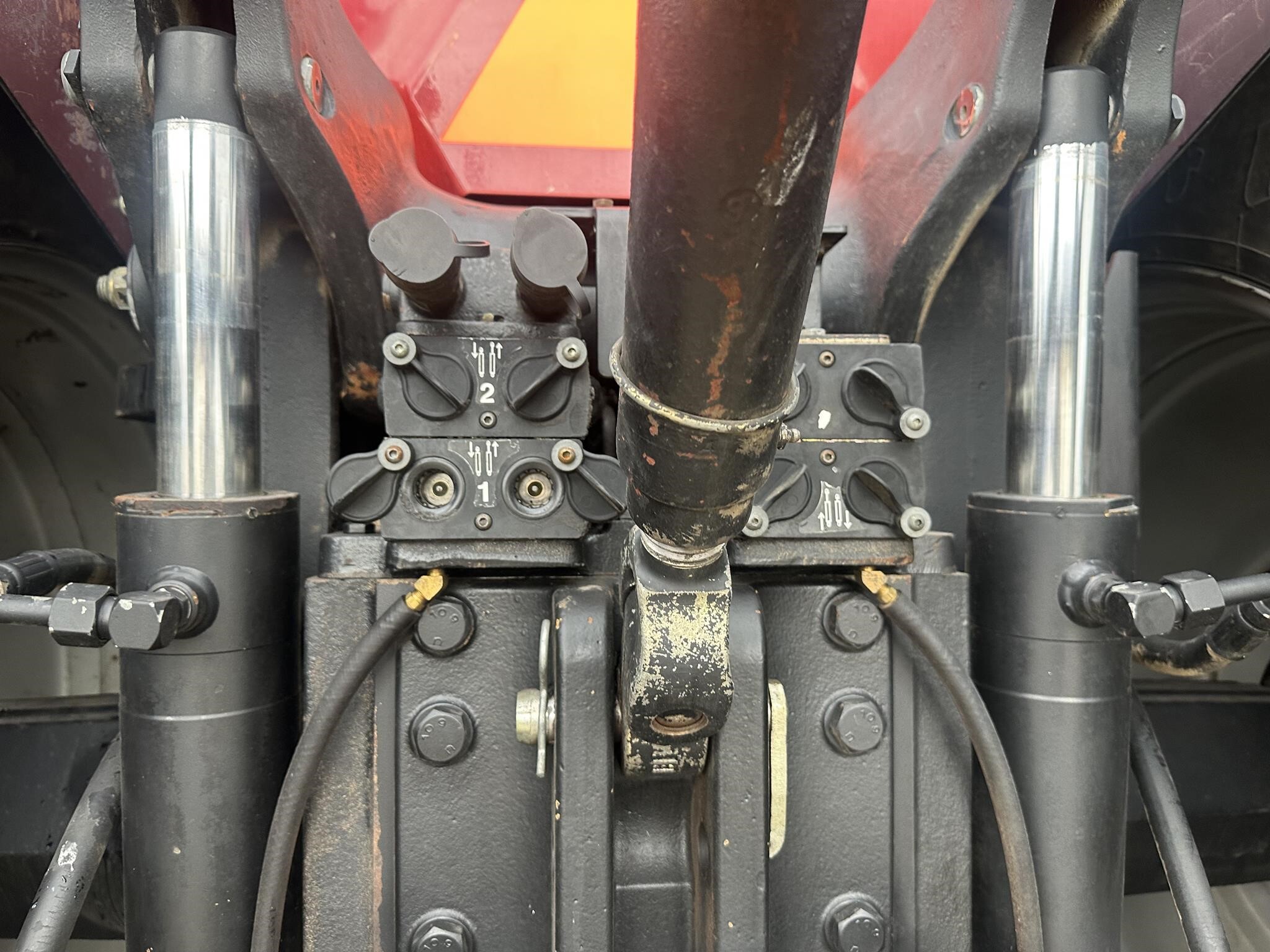 1999 Case IH MX240 Tractor