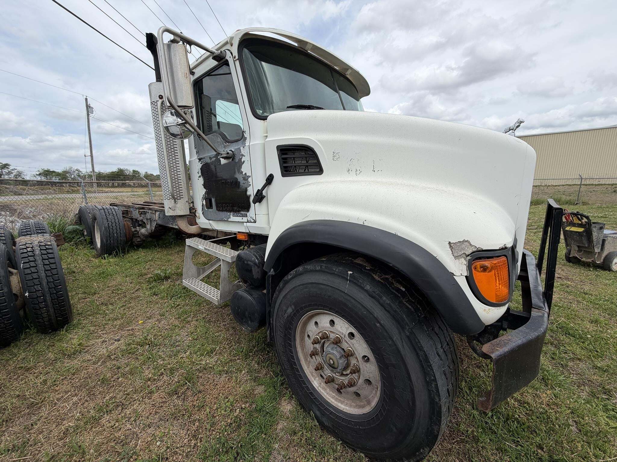 2005 Mack Granite CV713 Dump Trucks/Trailer