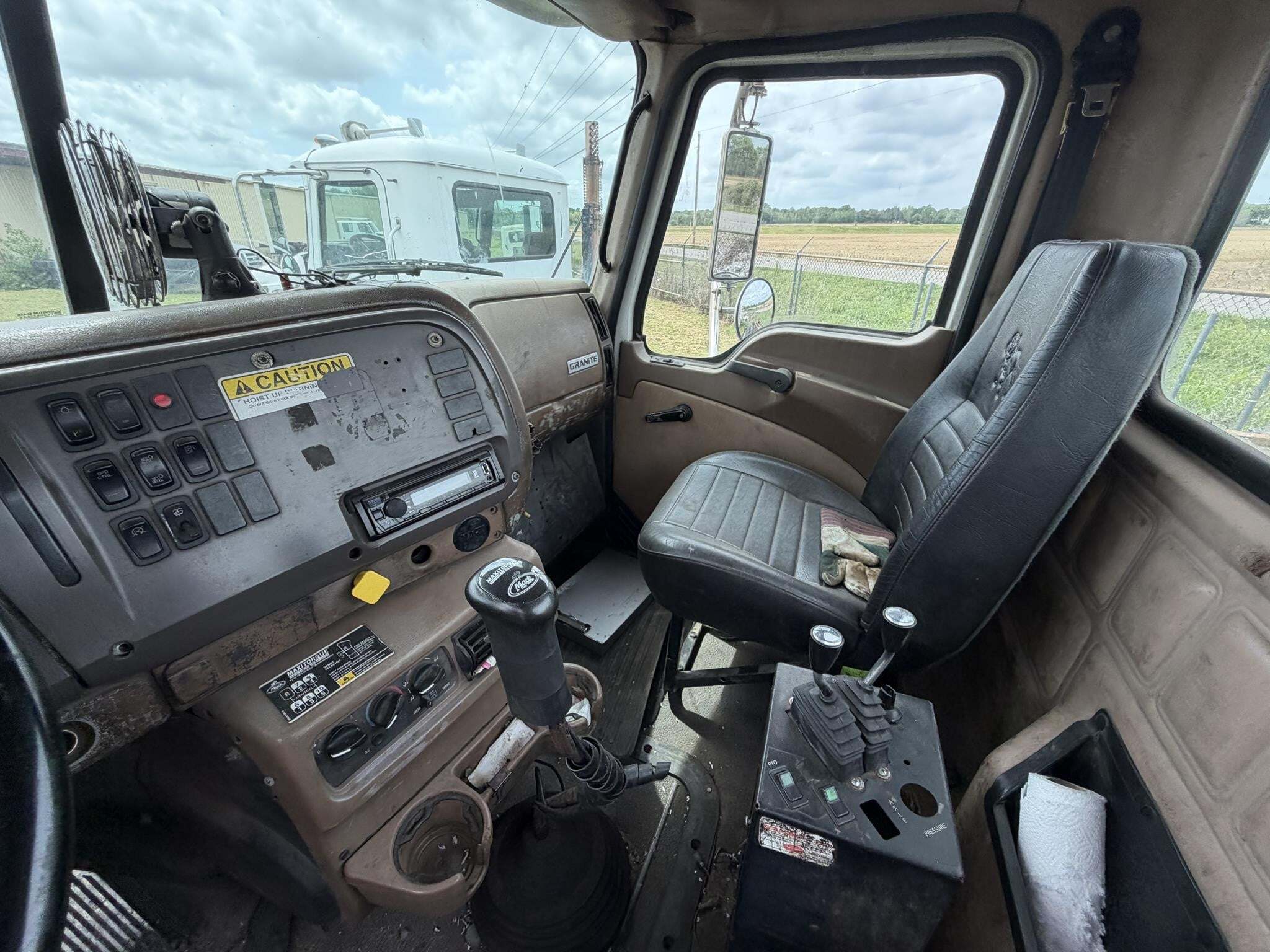 2005 Mack Granite CV713 Dump Trucks/Trailer