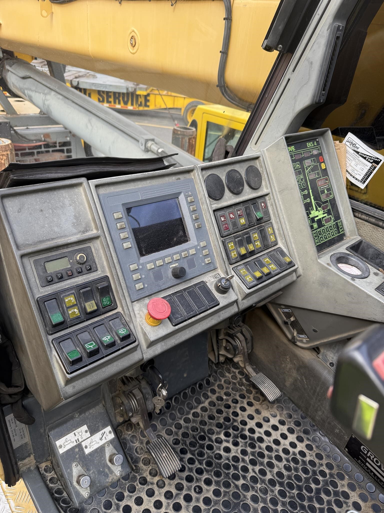 2004 Grove TMS900E Crane
