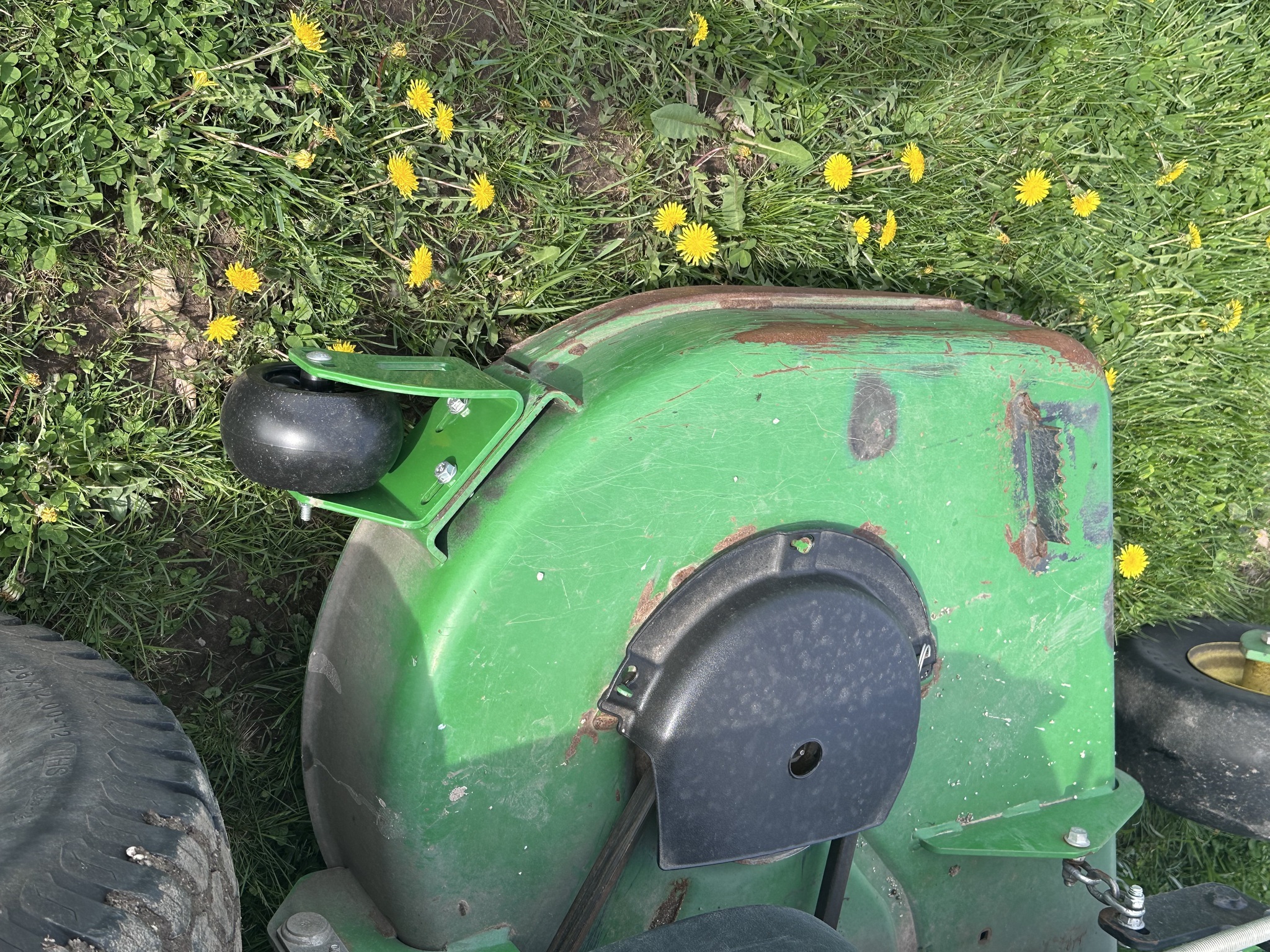 2018 John Deere Z997R Lawn Mower