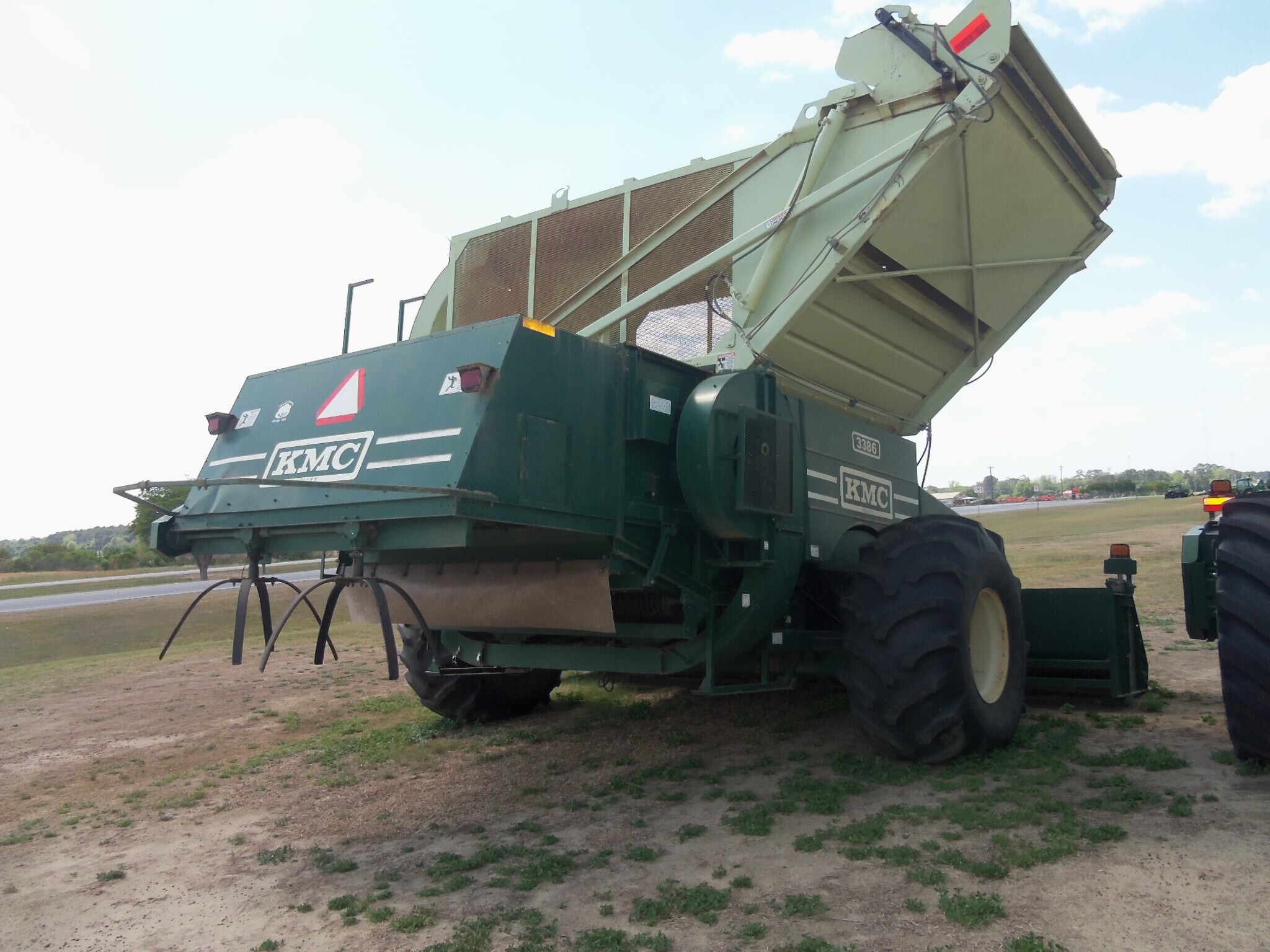 2017 Kelley Manufacturing 3386 Peanut Equipment