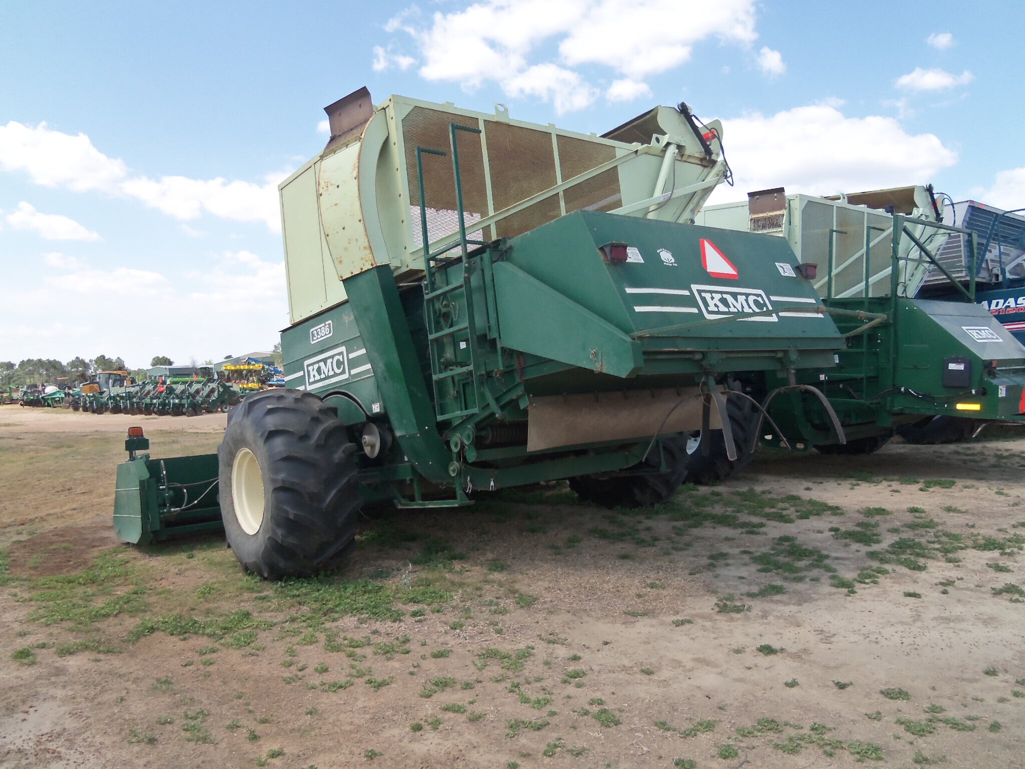 2017 Kelley Manufacturing 3386 Peanut Equipment