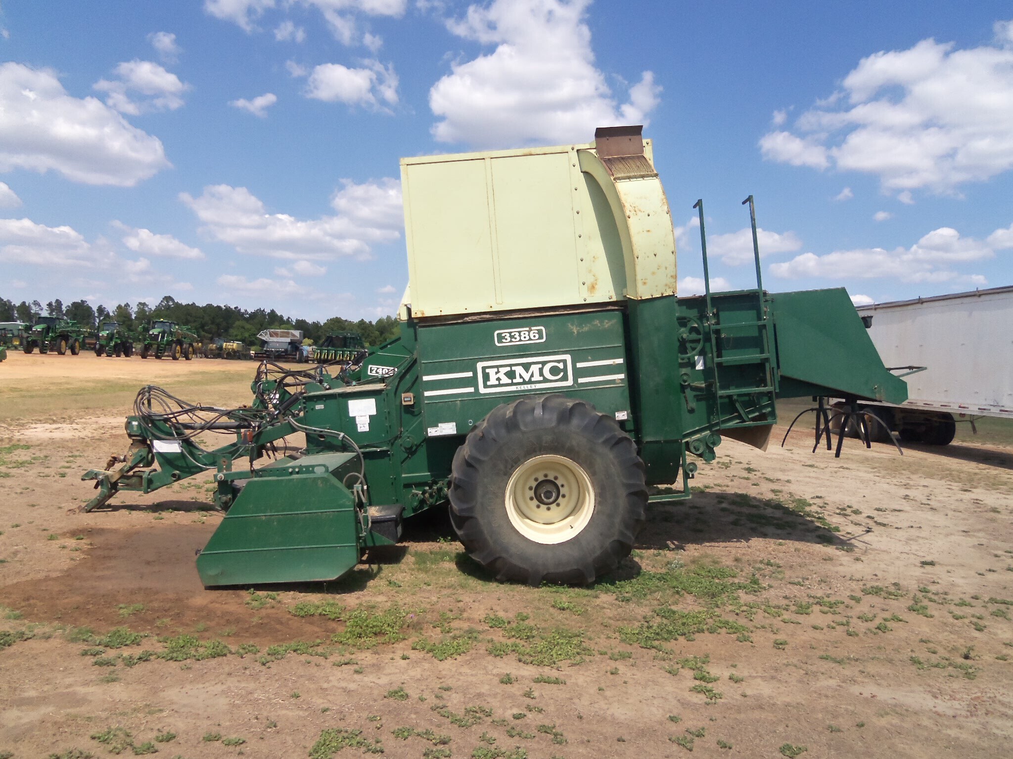 2017 Kelley Manufacturing 3386 Peanut Equipment