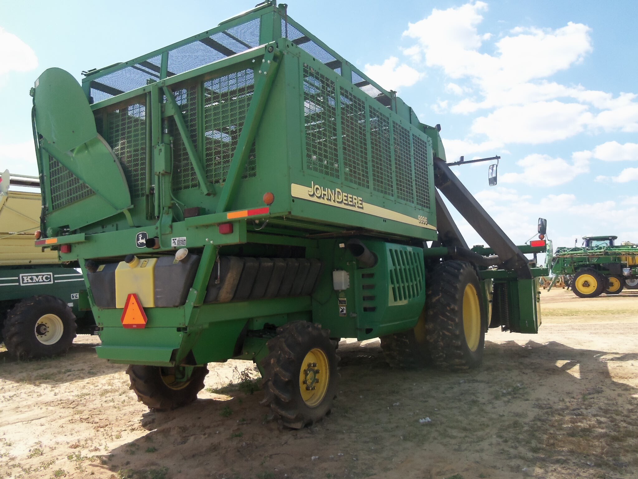 2007 John Deere 9996 Cotton Equipment