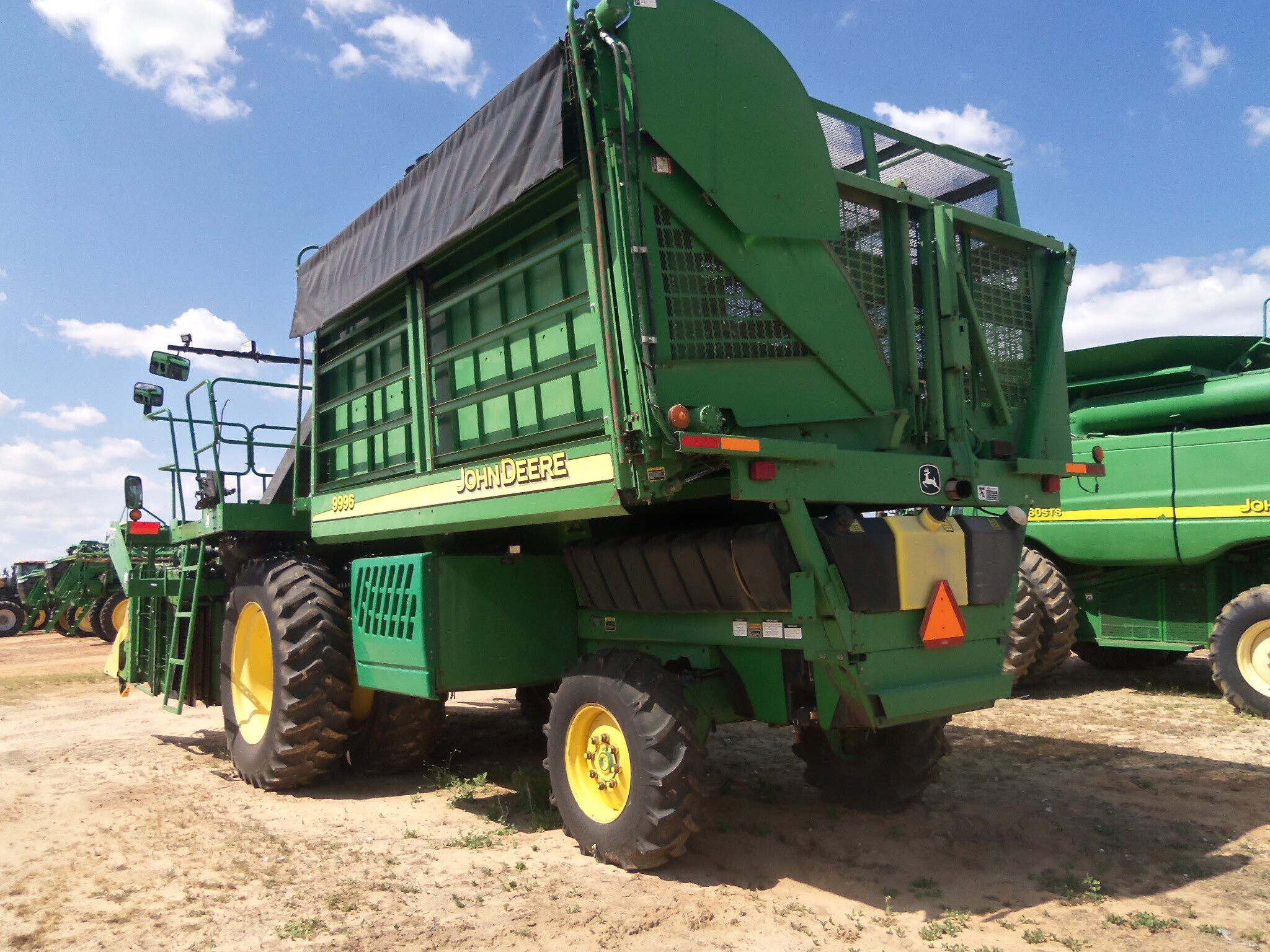 2007 John Deere 9996 Cotton Equipment