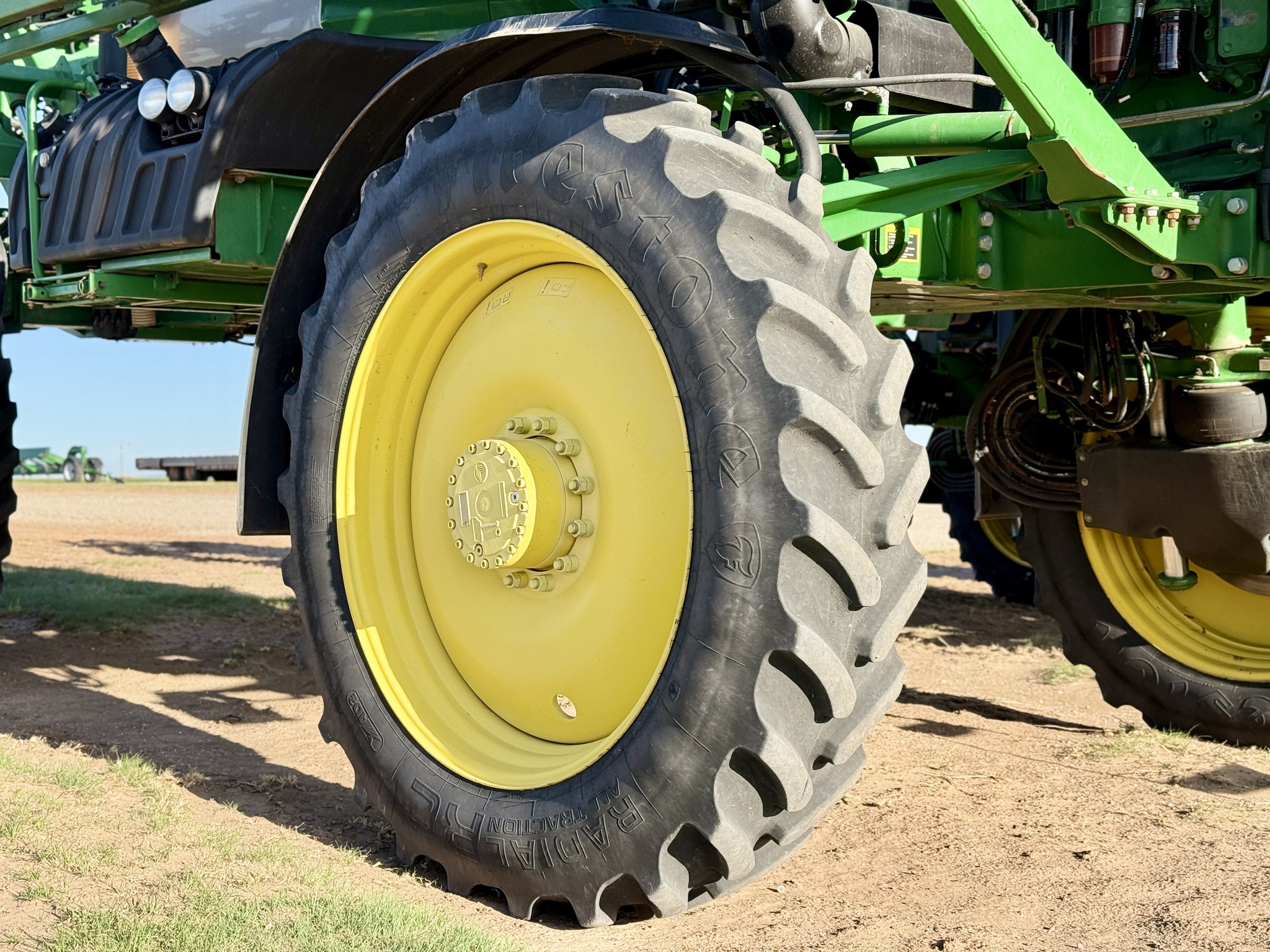 2014 John Deere R4030 Self-Propelled Sprayer