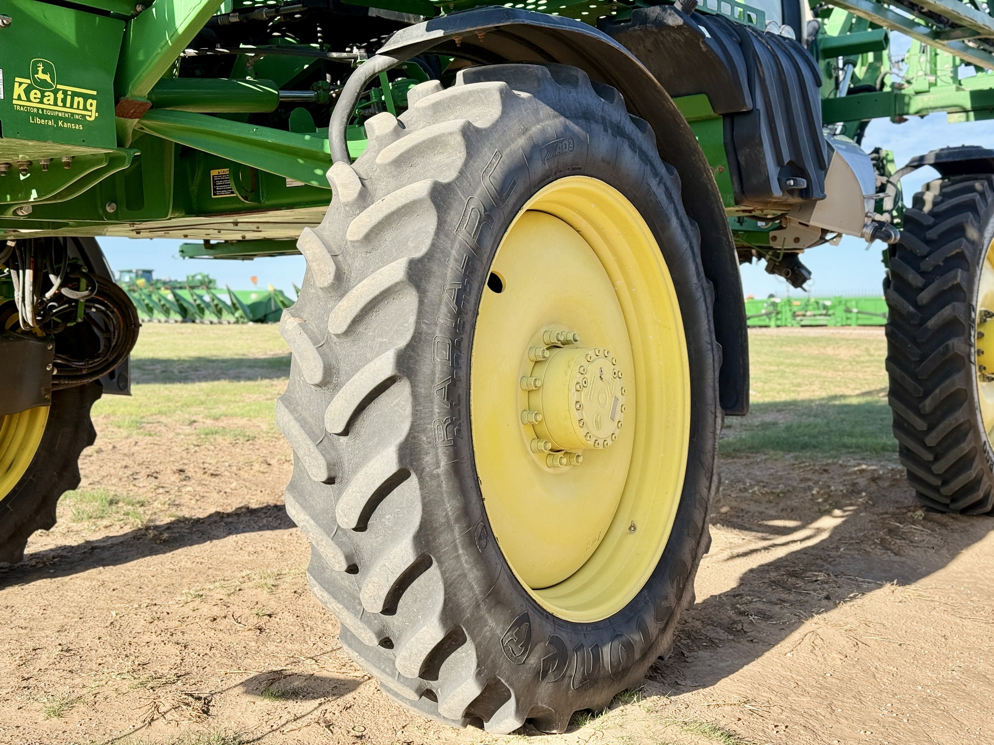 2014 John Deere R4030 Self-Propelled Sprayer