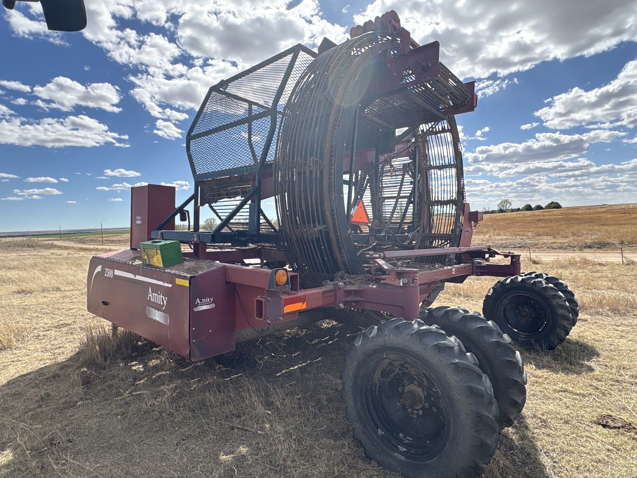 2010 Amity 2500 Beet Equipment
