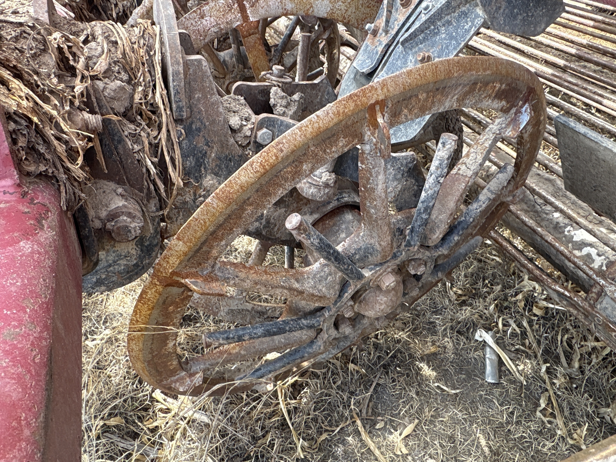 2010 Amity 2500 Beet Equipment