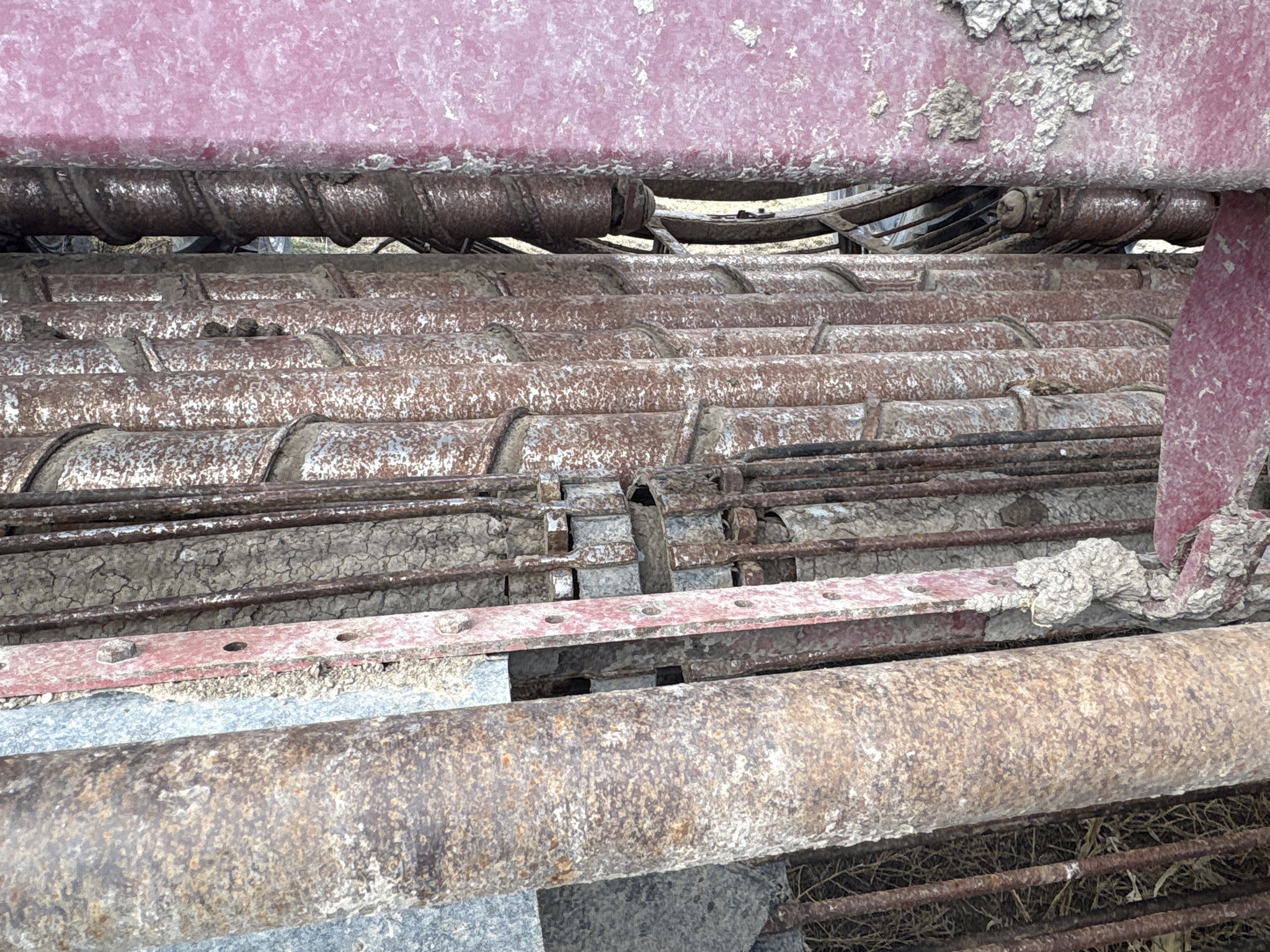 2010 Amity 2500 Beet Equipment
