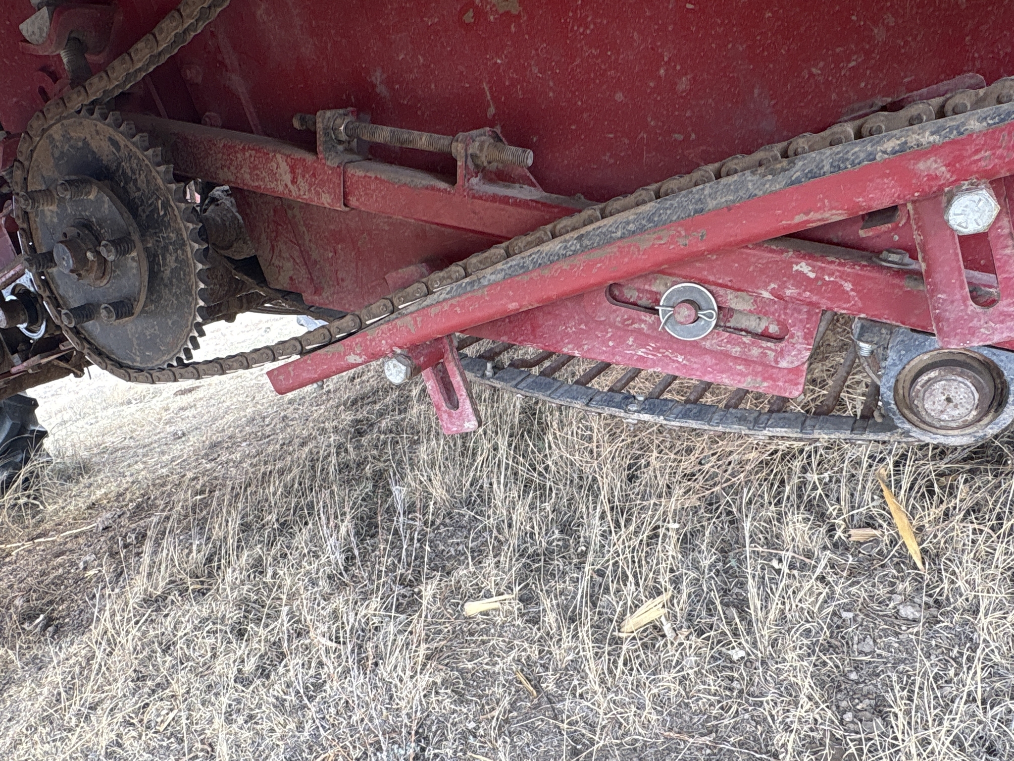 2010 Amity 2500 Beet Equipment